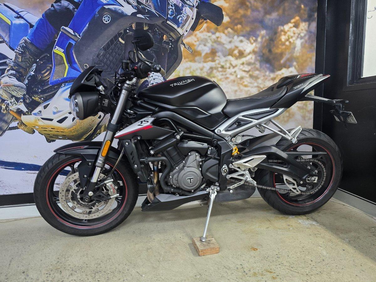 2020 TRIUMPH STREET TRIPLE RS ROAD
