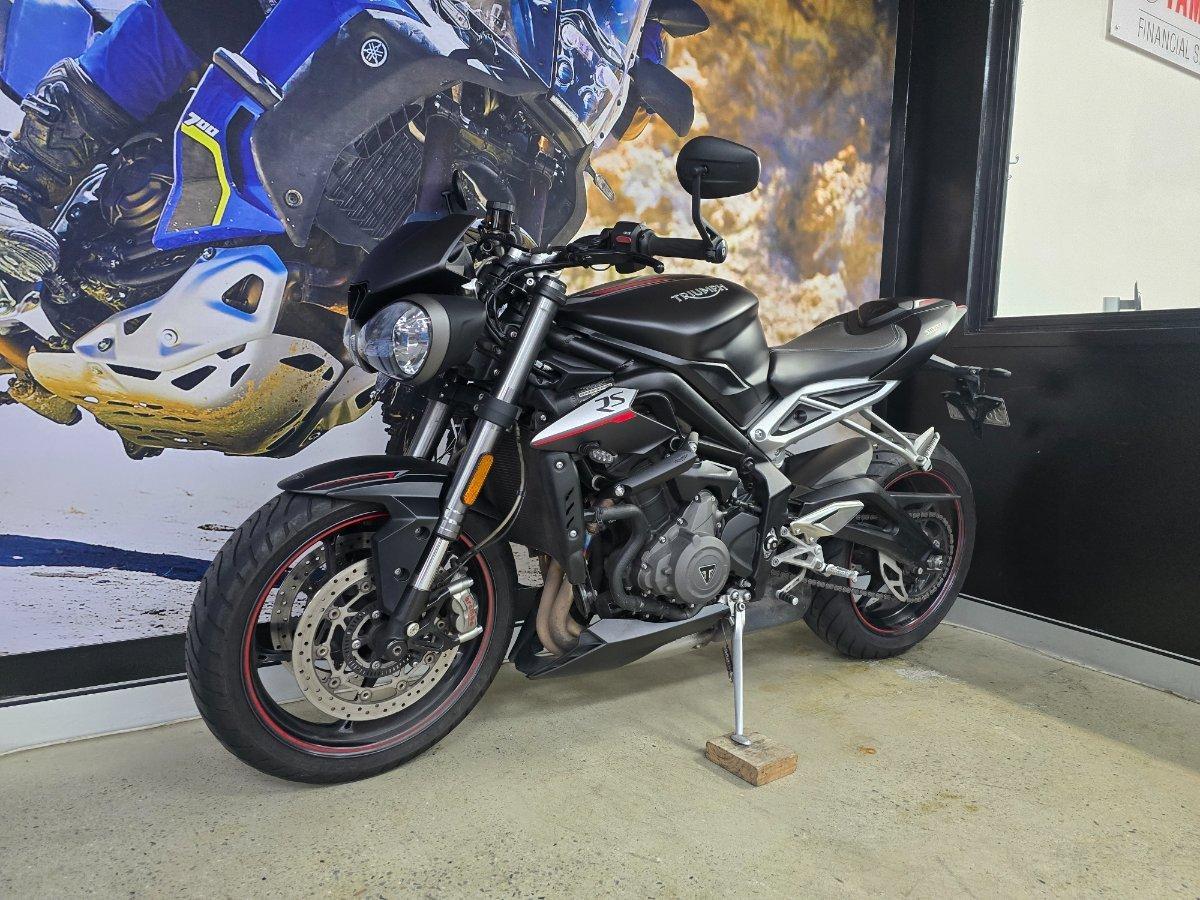 2020 TRIUMPH STREET TRIPLE RS ROAD