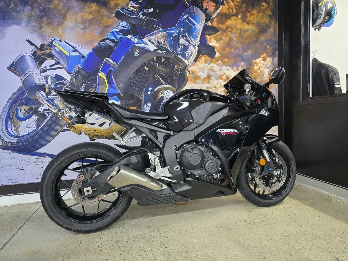 2012 HONDA CBR1000RR (FIREBLADE) SPORTS