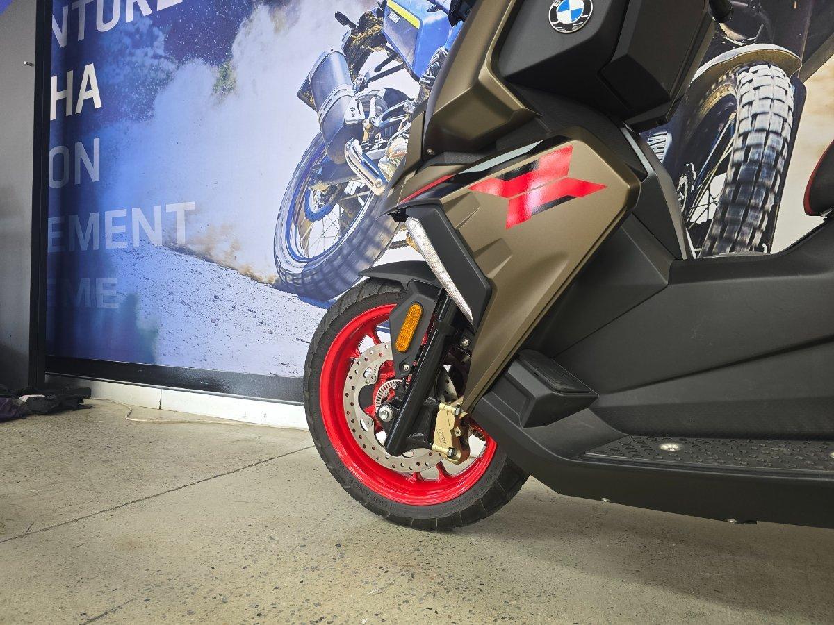 2025 BMW C 400 X SCOOTER