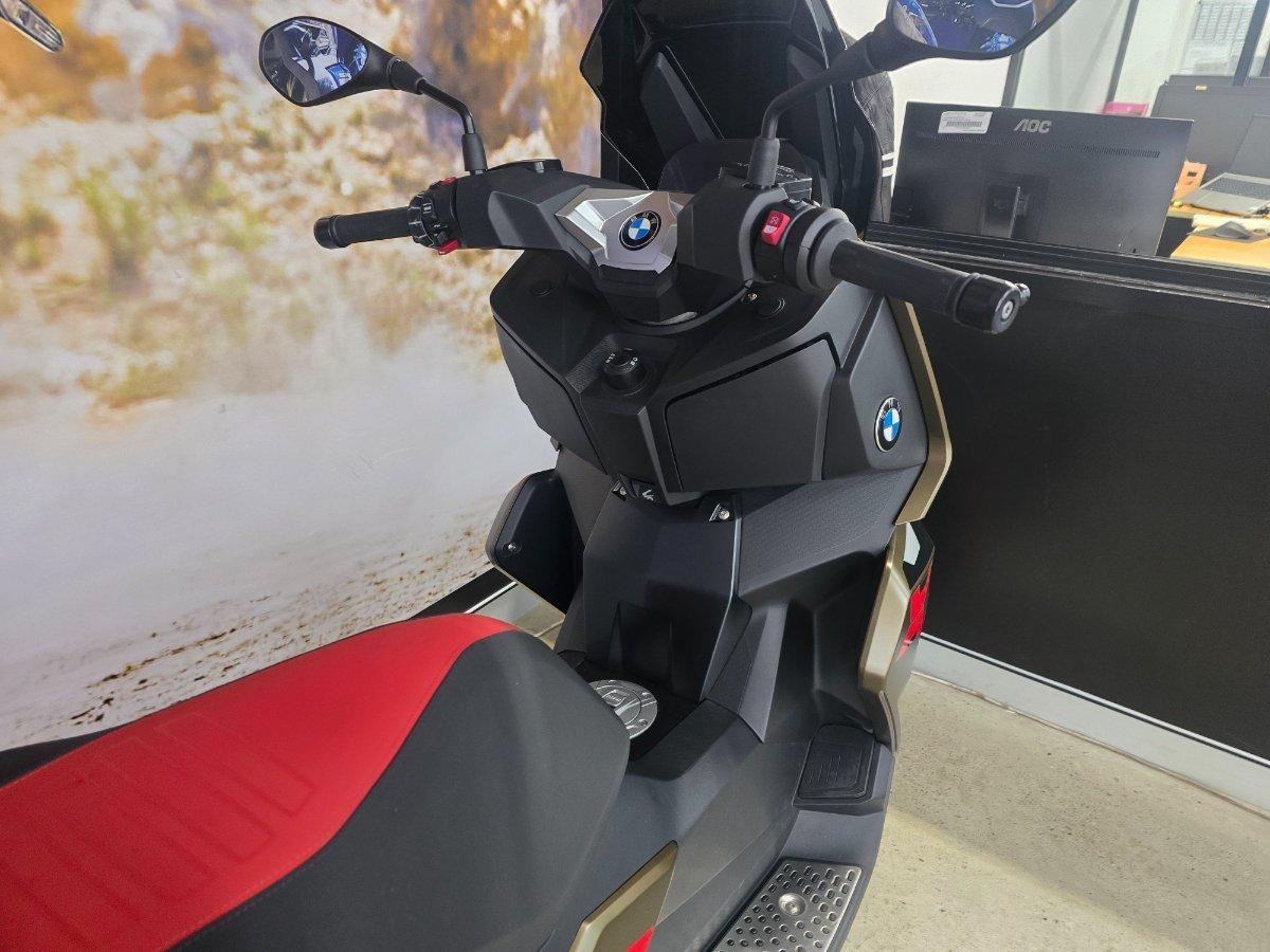 2025 BMW C 400 X SCOOTER