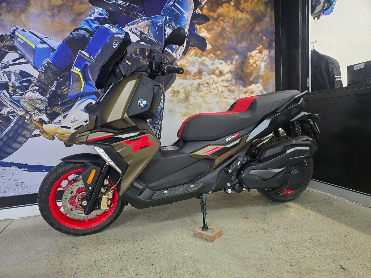 2025 BMW C 400 X SCOOTER