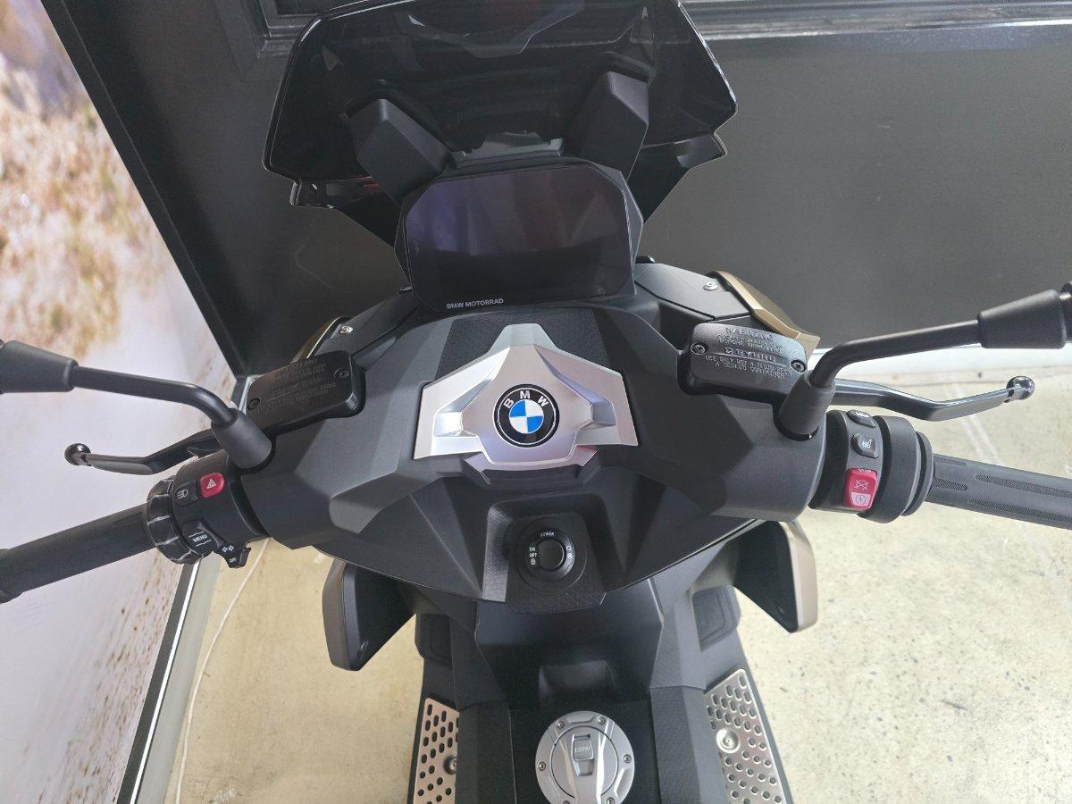 2025 BMW C 400 X SCOOTER