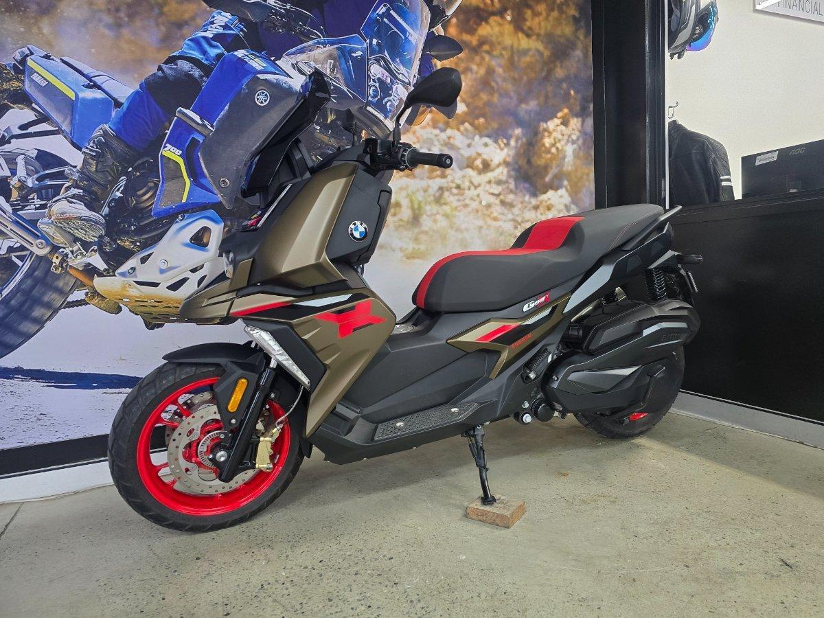 2025 BMW C 400 X SCOOTER
