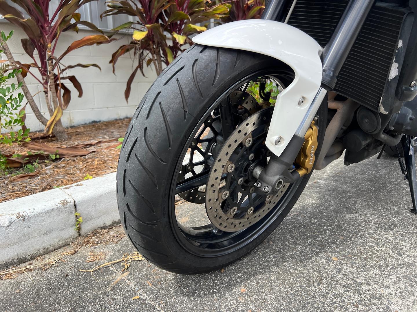 2012 TRIUMPH STREET TRIPLE R ROAD