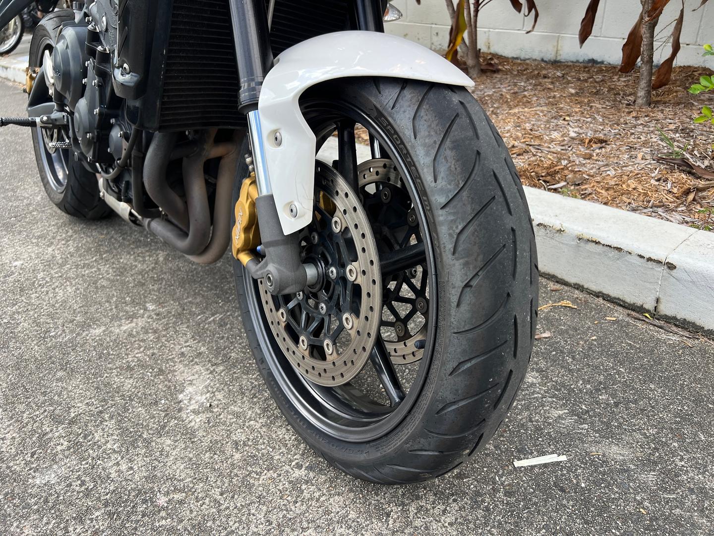 2012 TRIUMPH STREET TRIPLE R ROAD