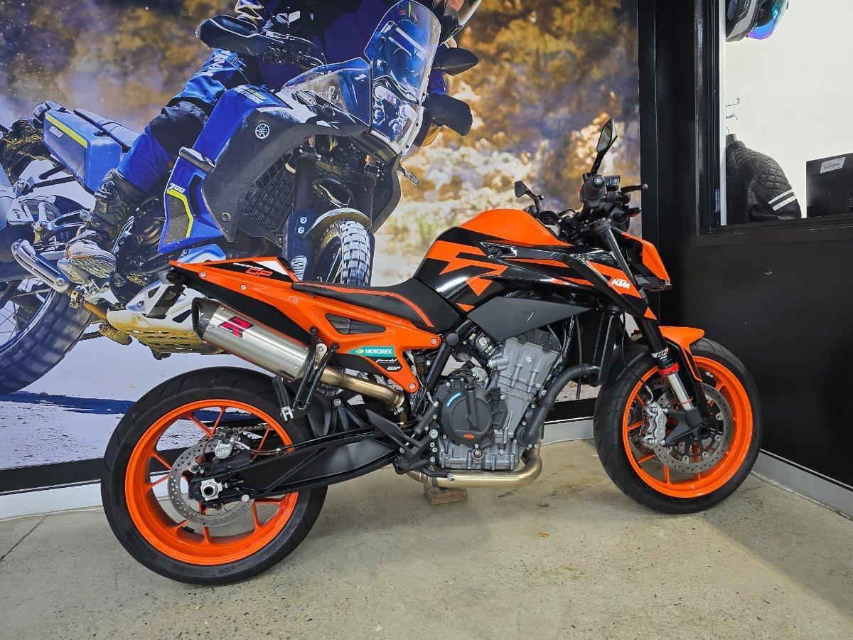 2023 KTM 890 DUKE GP ROAD
