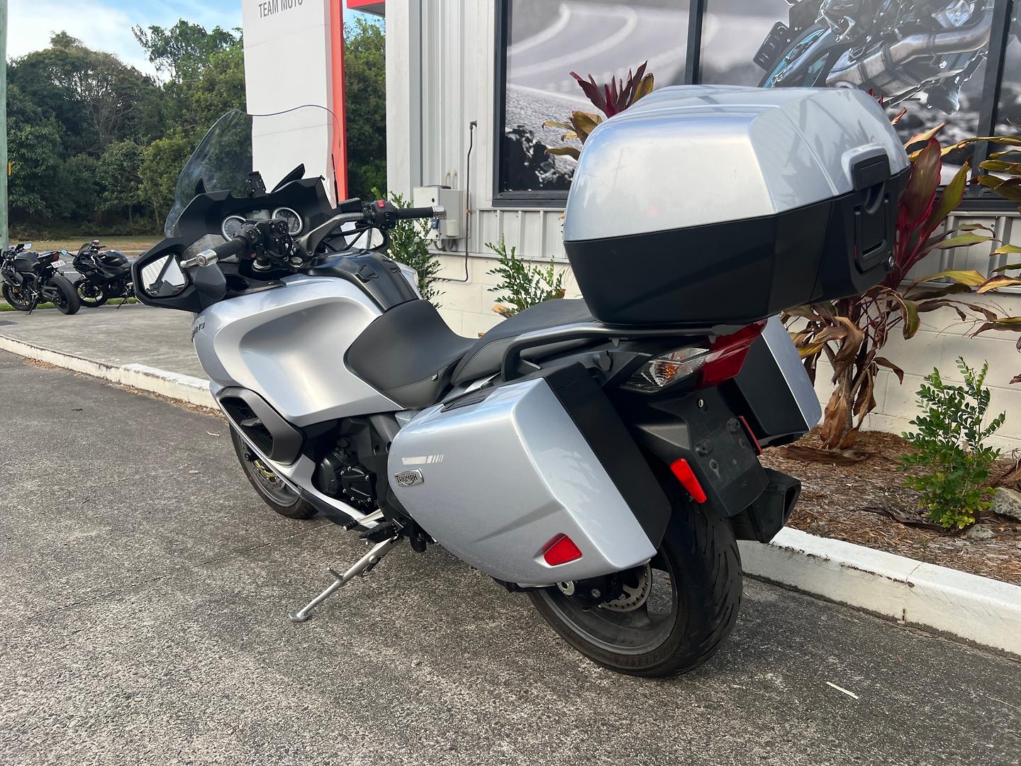 2013 TRIUMPH TROPHY SE ROAD