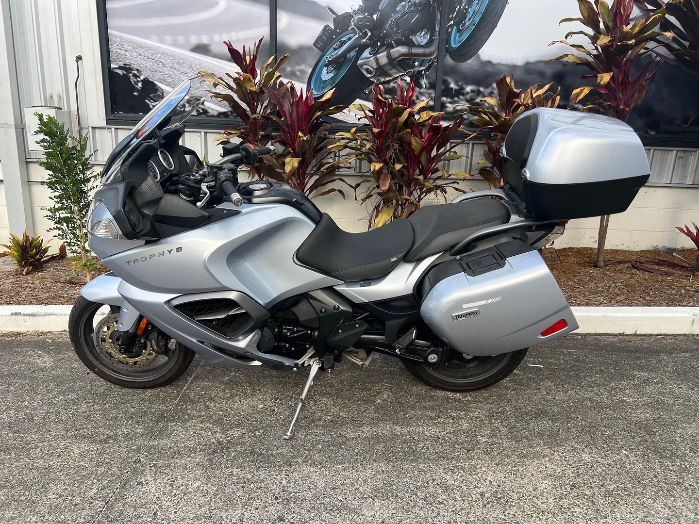 2013 TRIUMPH TROPHY SE ROAD