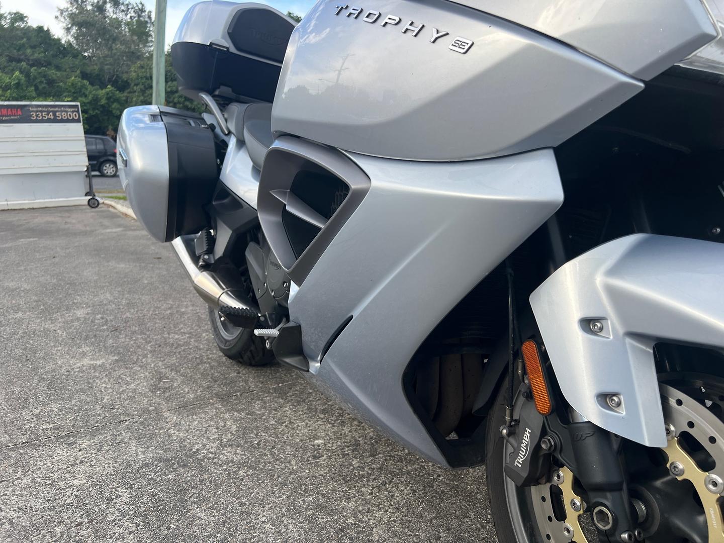 2013 TRIUMPH TROPHY SE ROAD