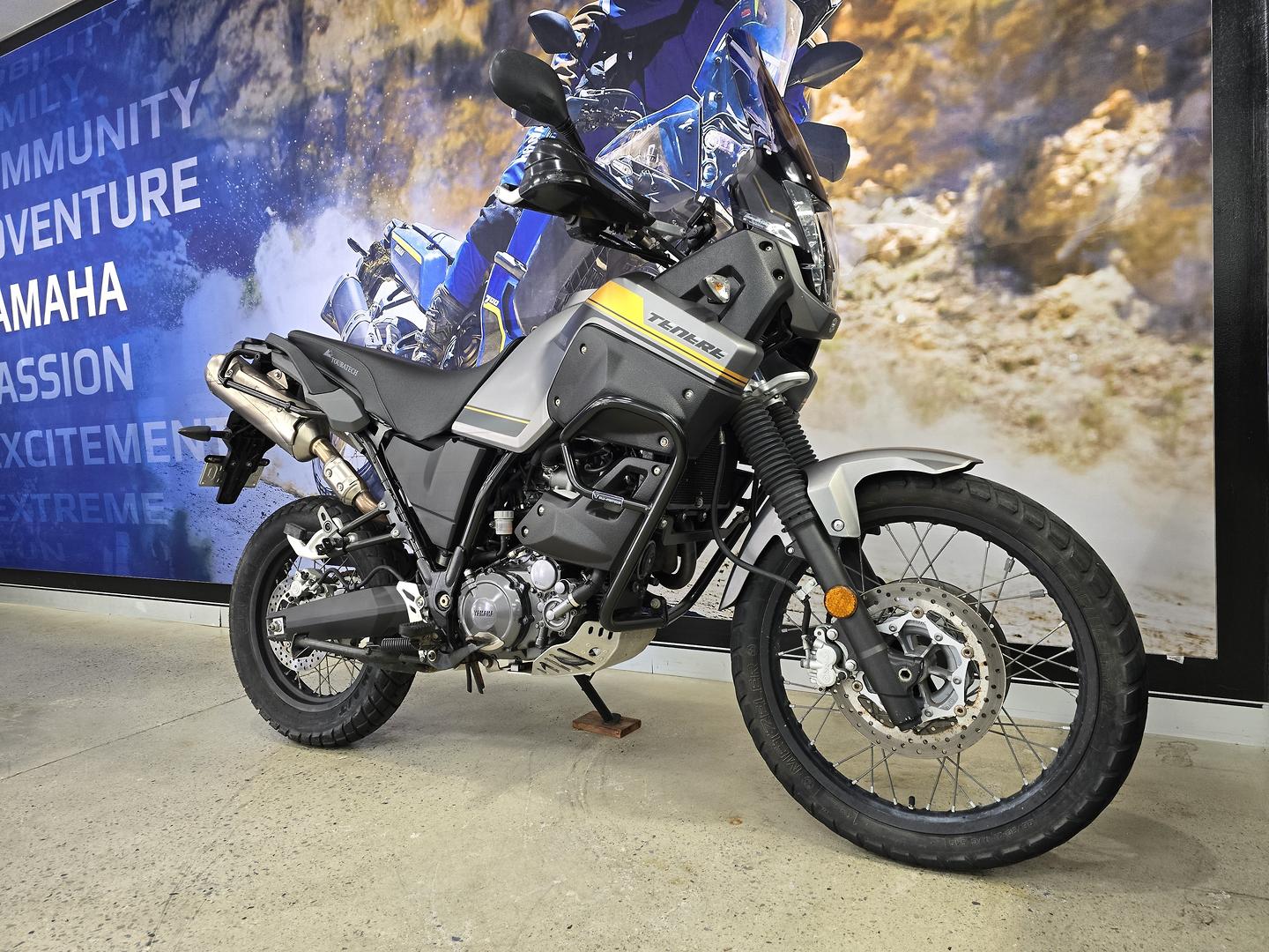 2015 YAMAHA XT660Z TENERE DUAL SPORTS
