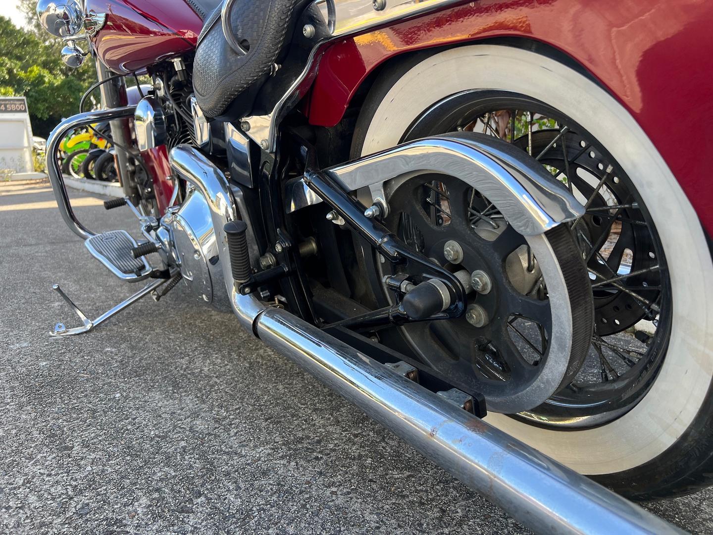 2006 HARLEY-DAVIDSON FLSTN SOFTAIL DELUXE CRUISER
