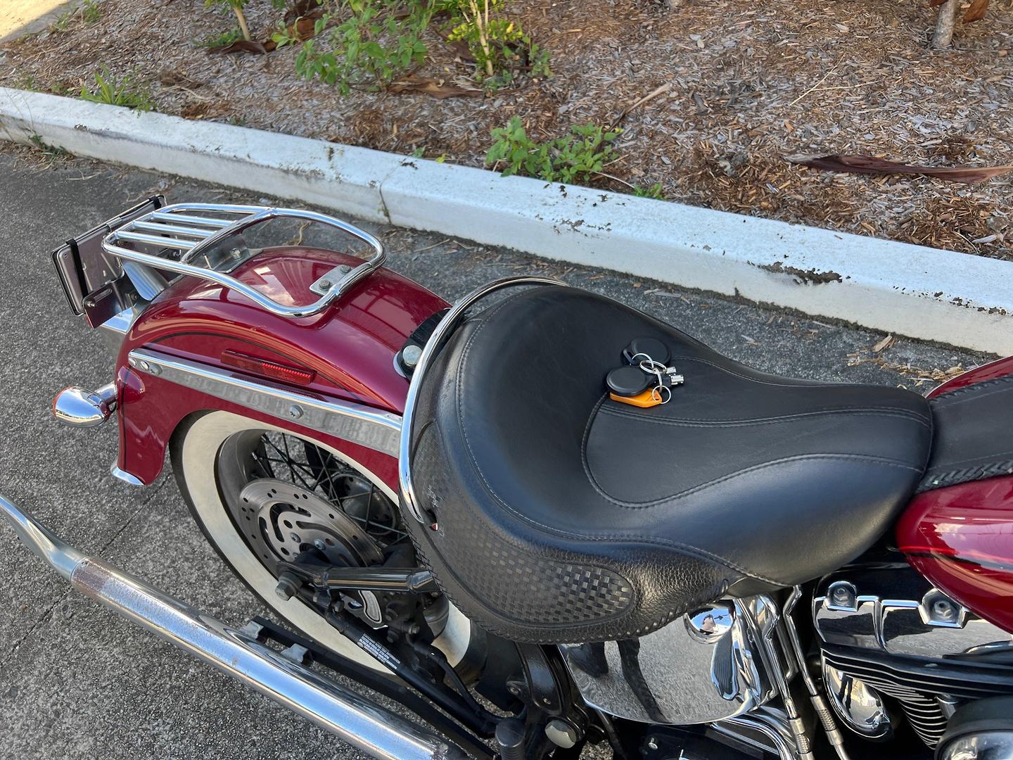2006 HARLEY-DAVIDSON FLSTN SOFTAIL DELUXE CRUISER