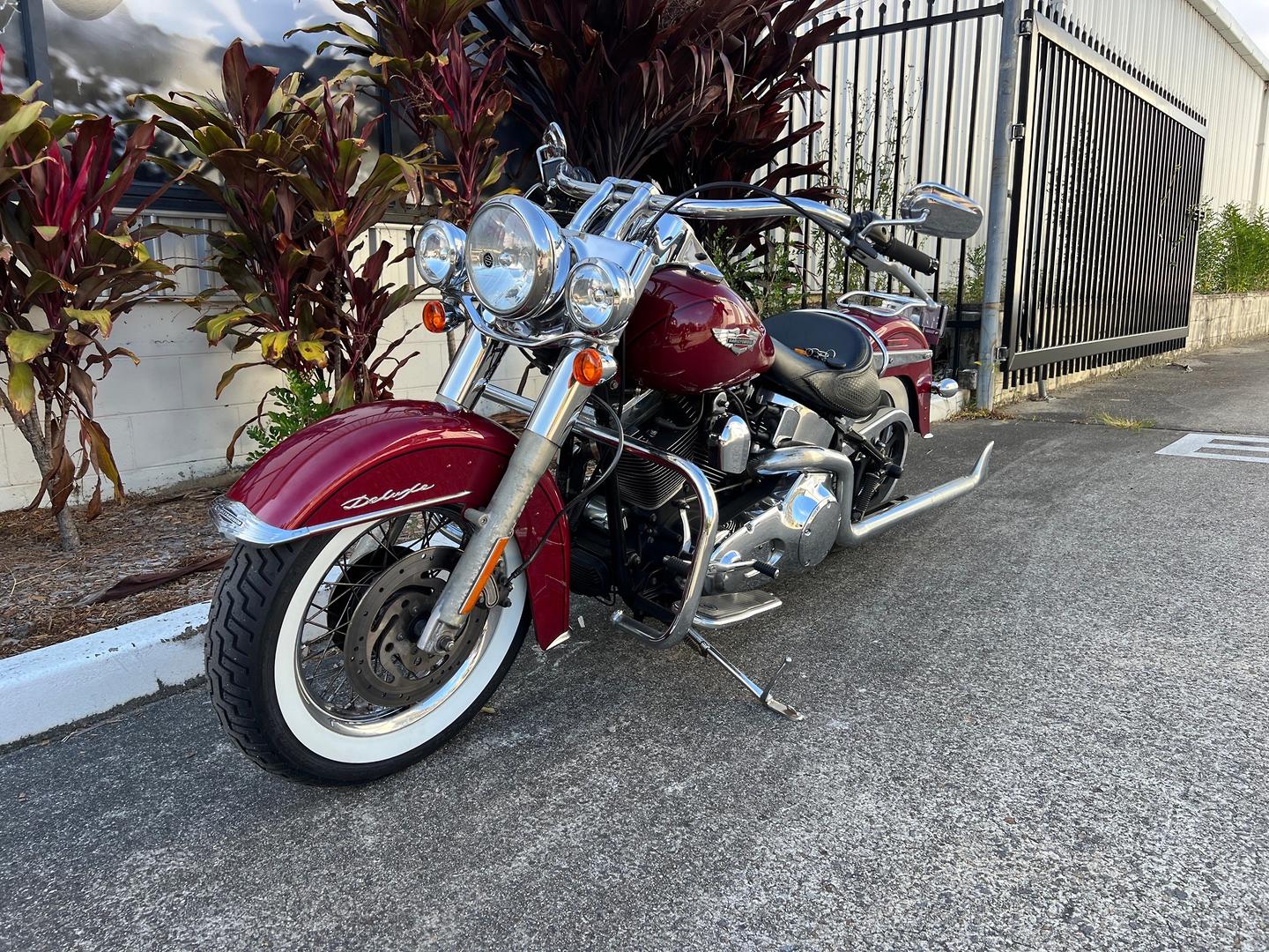 2006 HARLEY-DAVIDSON FLSTN SOFTAIL DELUXE CRUISER