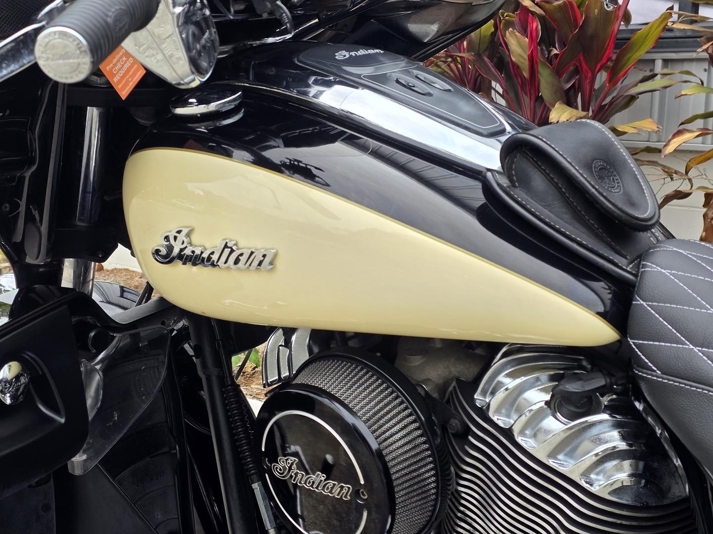 2017 INDIAN ROADMASTER CLASSIC THUNDER BLK CRUISER