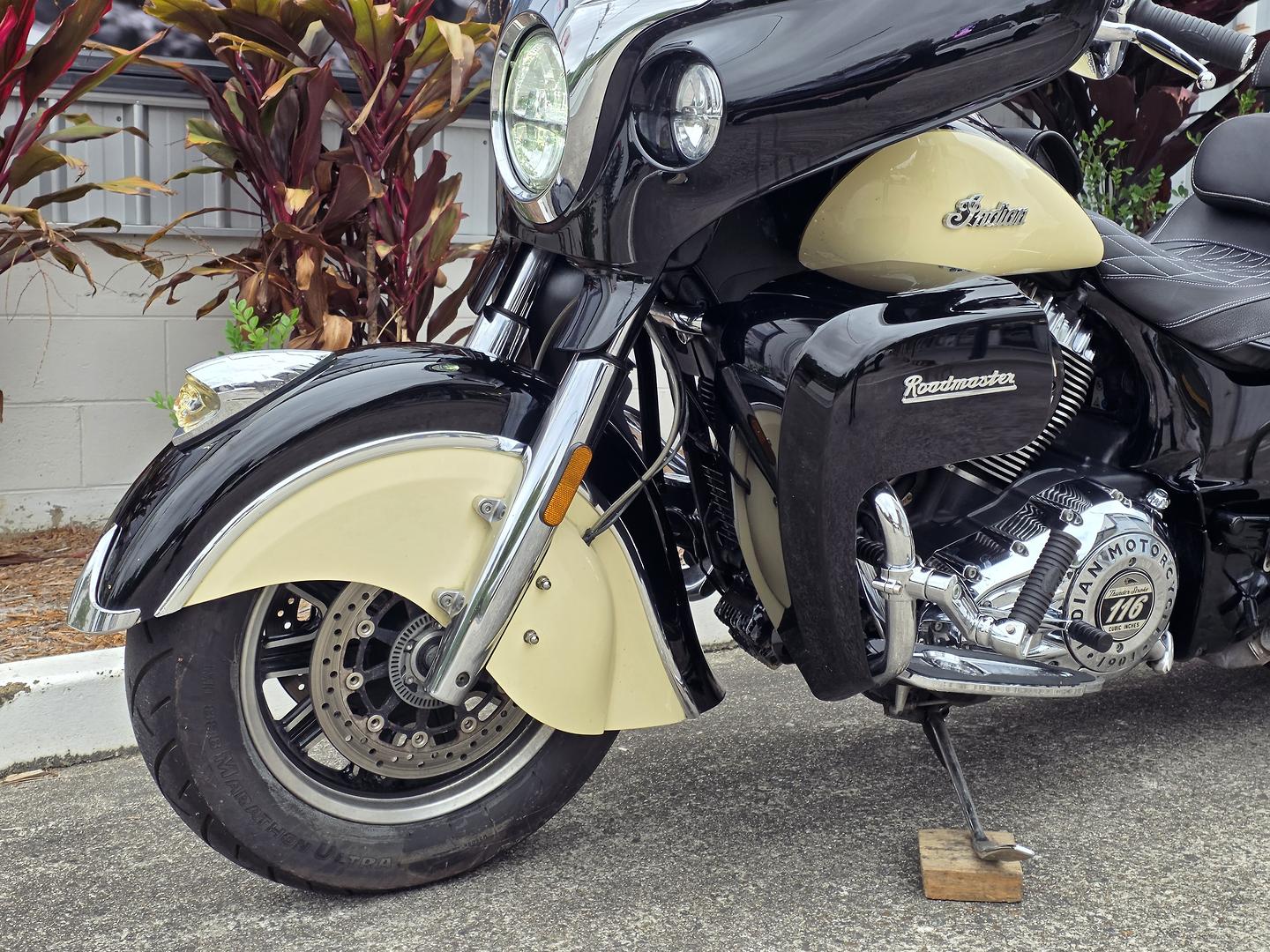 2017 INDIAN ROADMASTER CLASSIC THUNDER BLK CRUISER