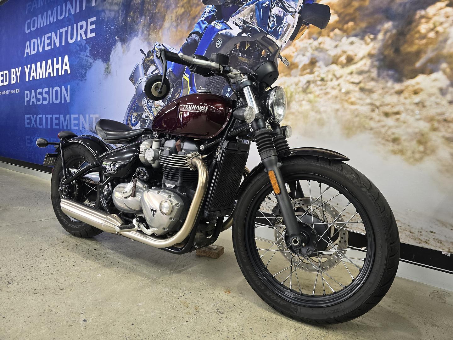 2017 TRIUMPH BONNEVILLE BOBBER ROAD