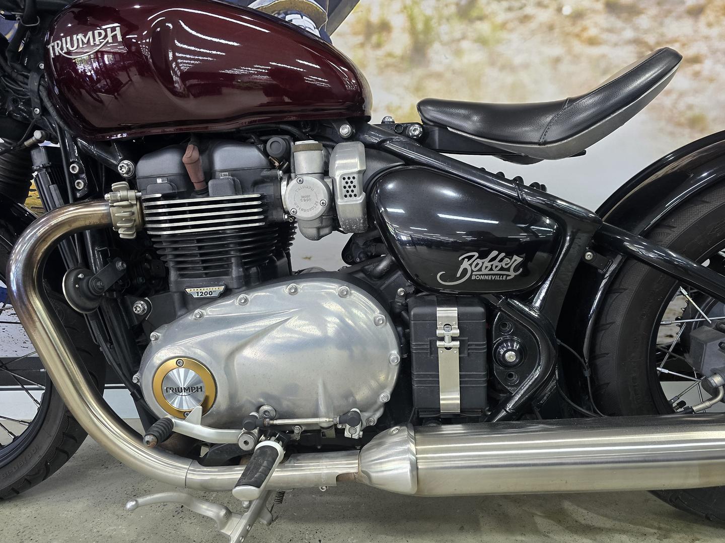 2017 TRIUMPH BONNEVILLE BOBBER ROAD