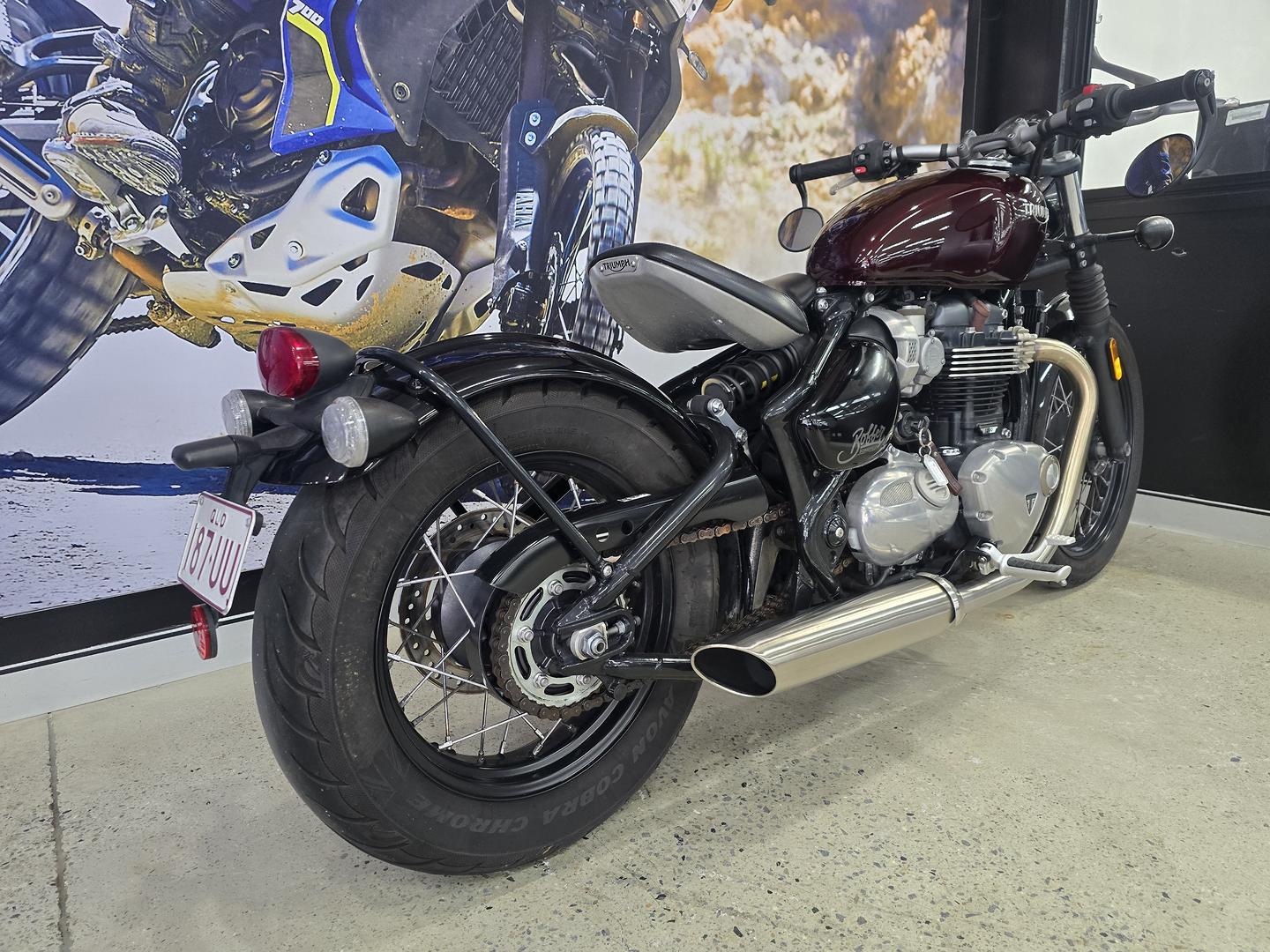 2017 TRIUMPH BONNEVILLE BOBBER ROAD