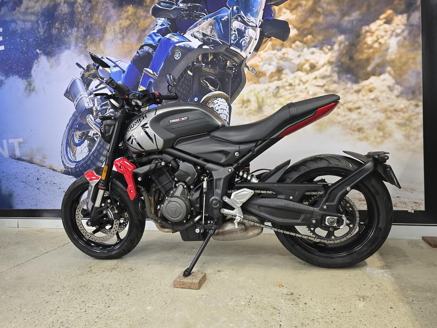 2021 TRIUMPH TRIDENT 660 ROAD