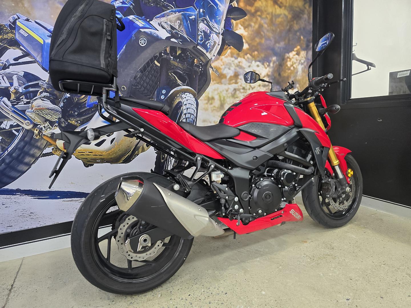 2017 SUZUKI GSX-S750 ROAD