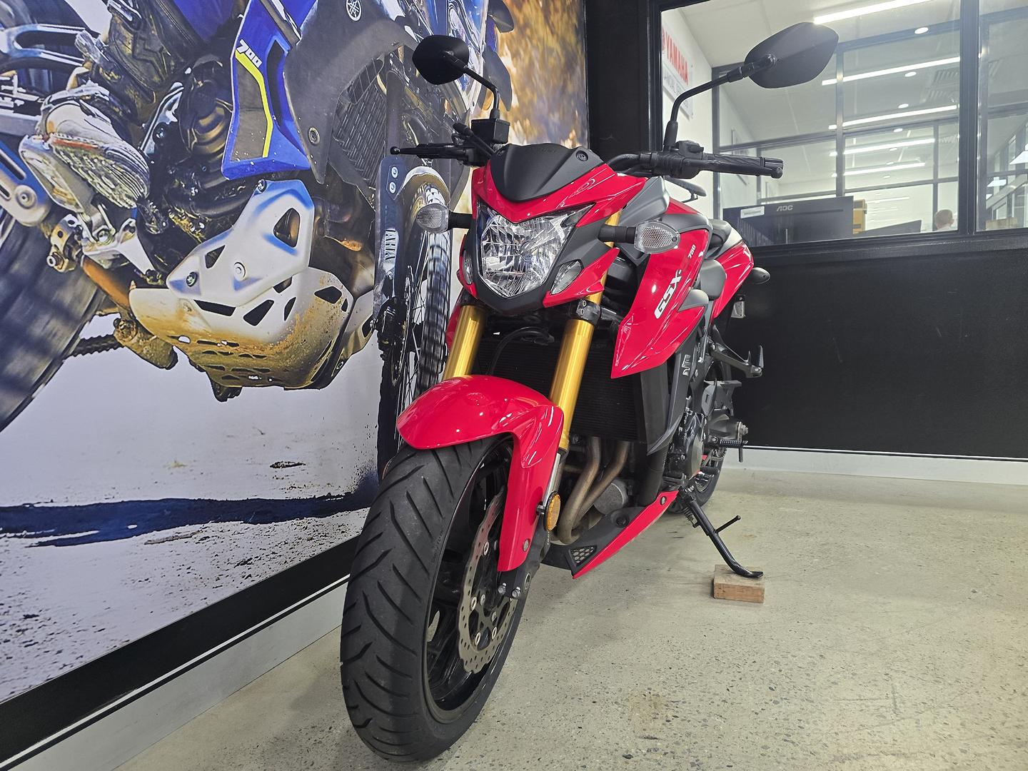 2017 SUZUKI GSX-S750 ROAD