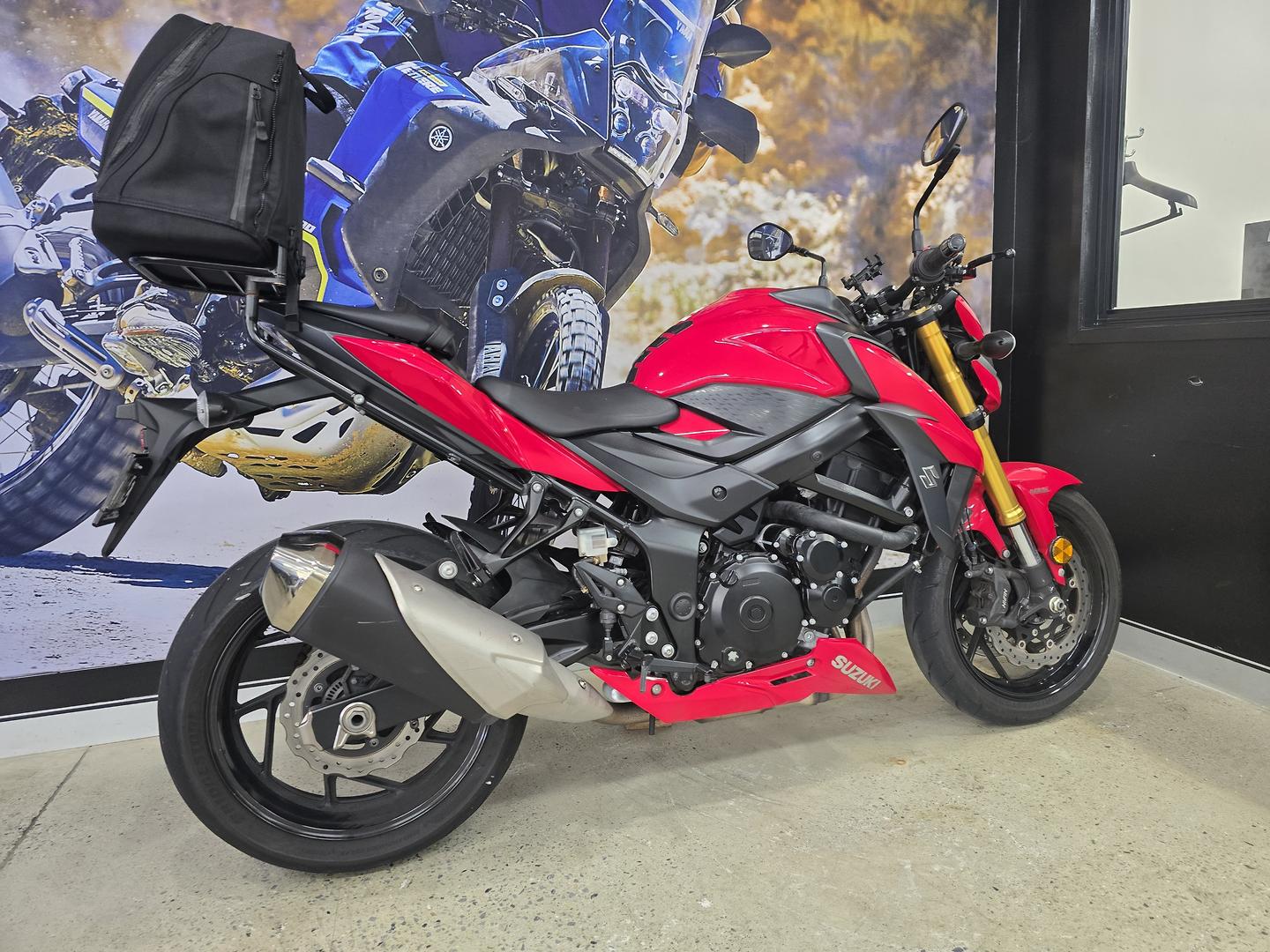 2017 SUZUKI GSX-S750 ROAD