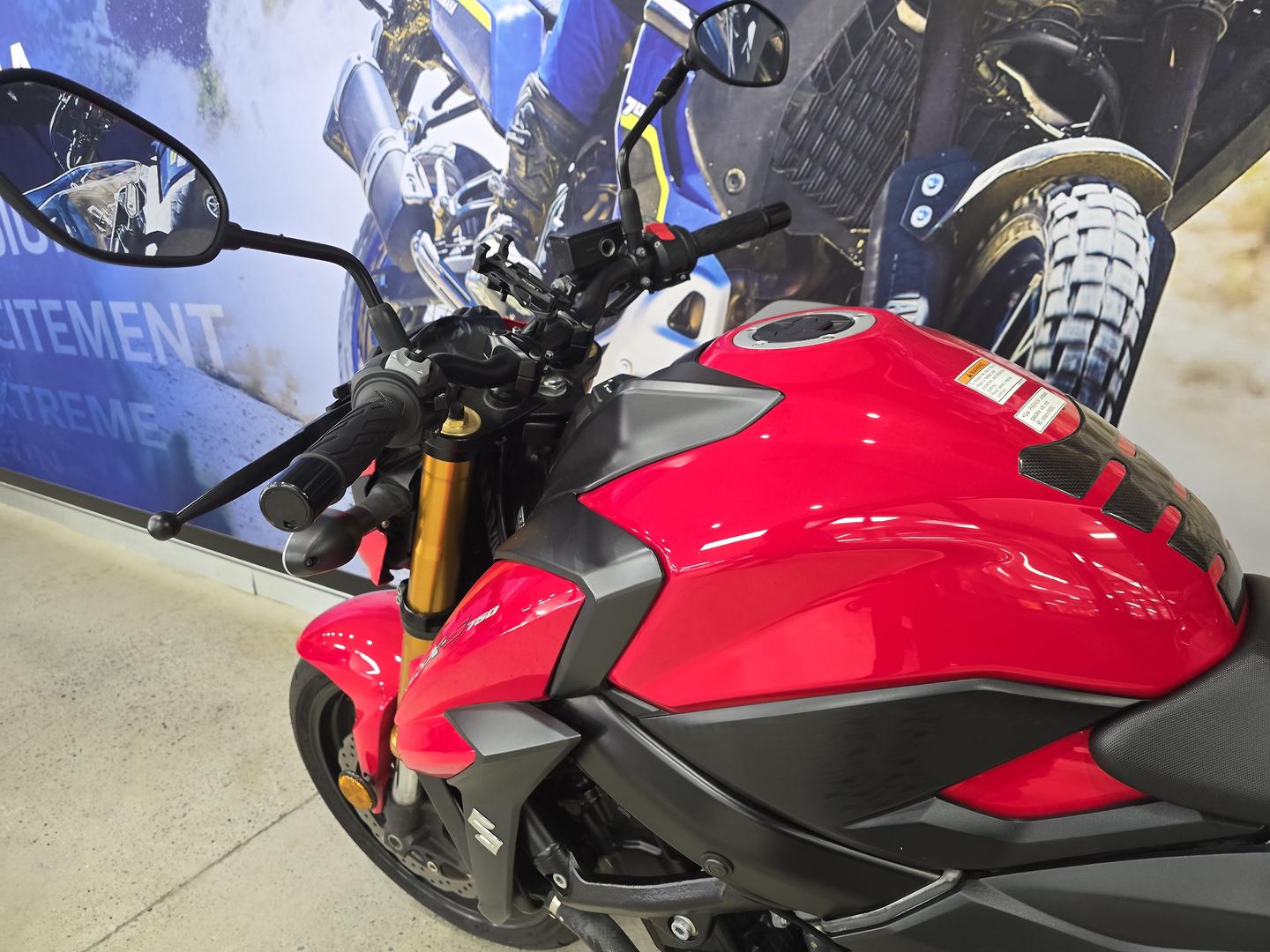 2017 SUZUKI GSX-S750 ROAD