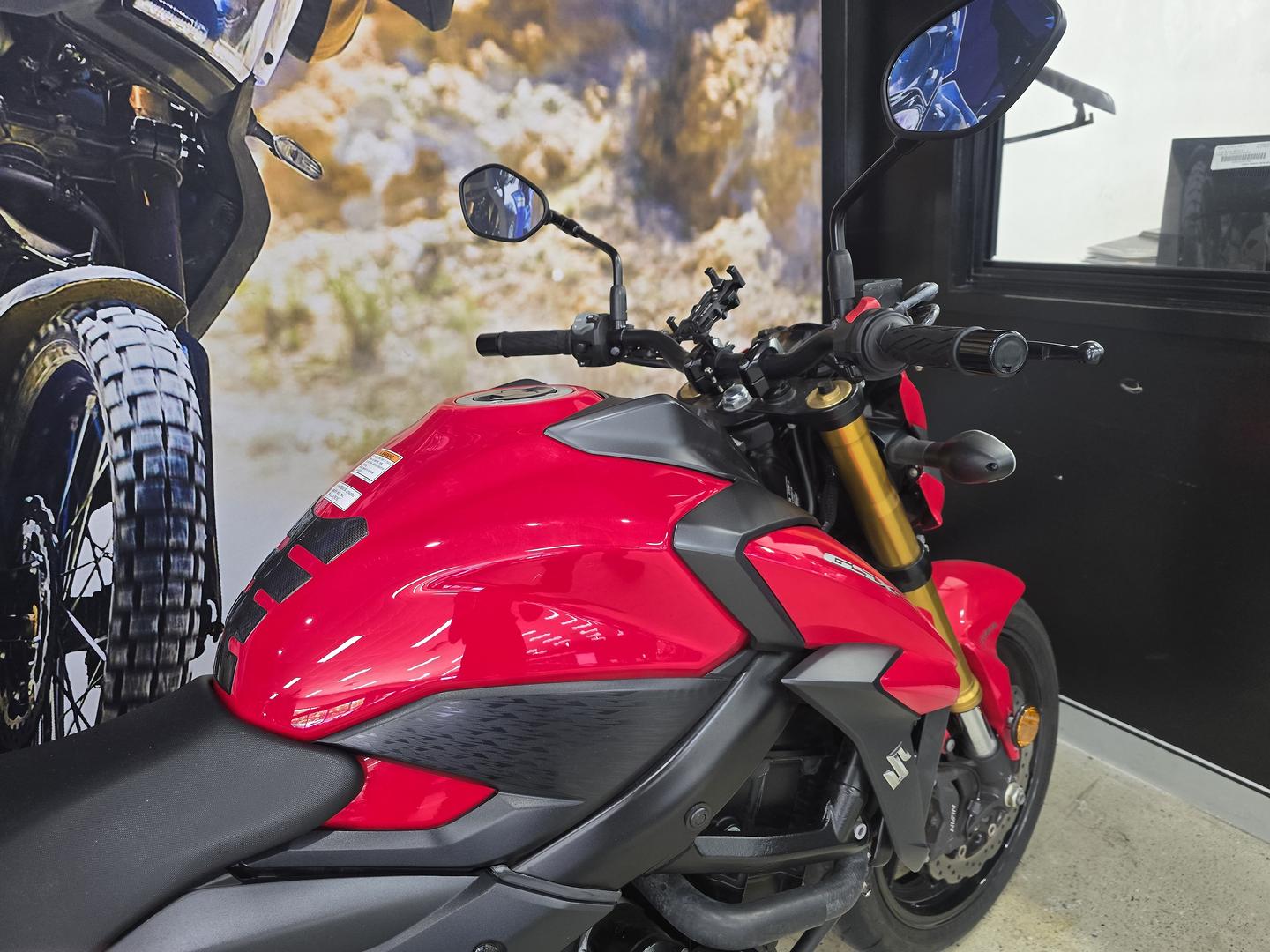 2017 SUZUKI GSX-S750 ROAD