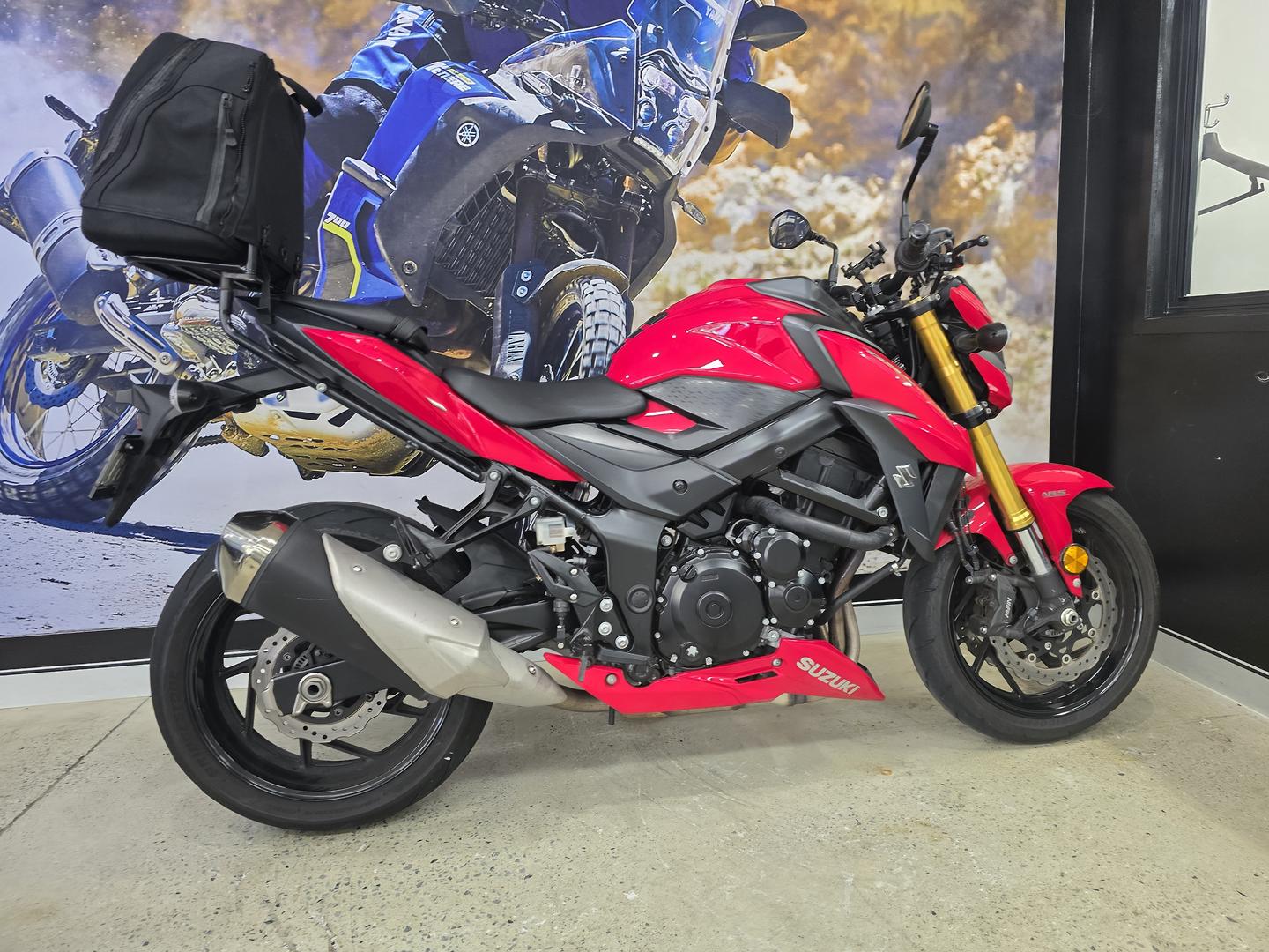 2017 SUZUKI GSX-S750 ROAD