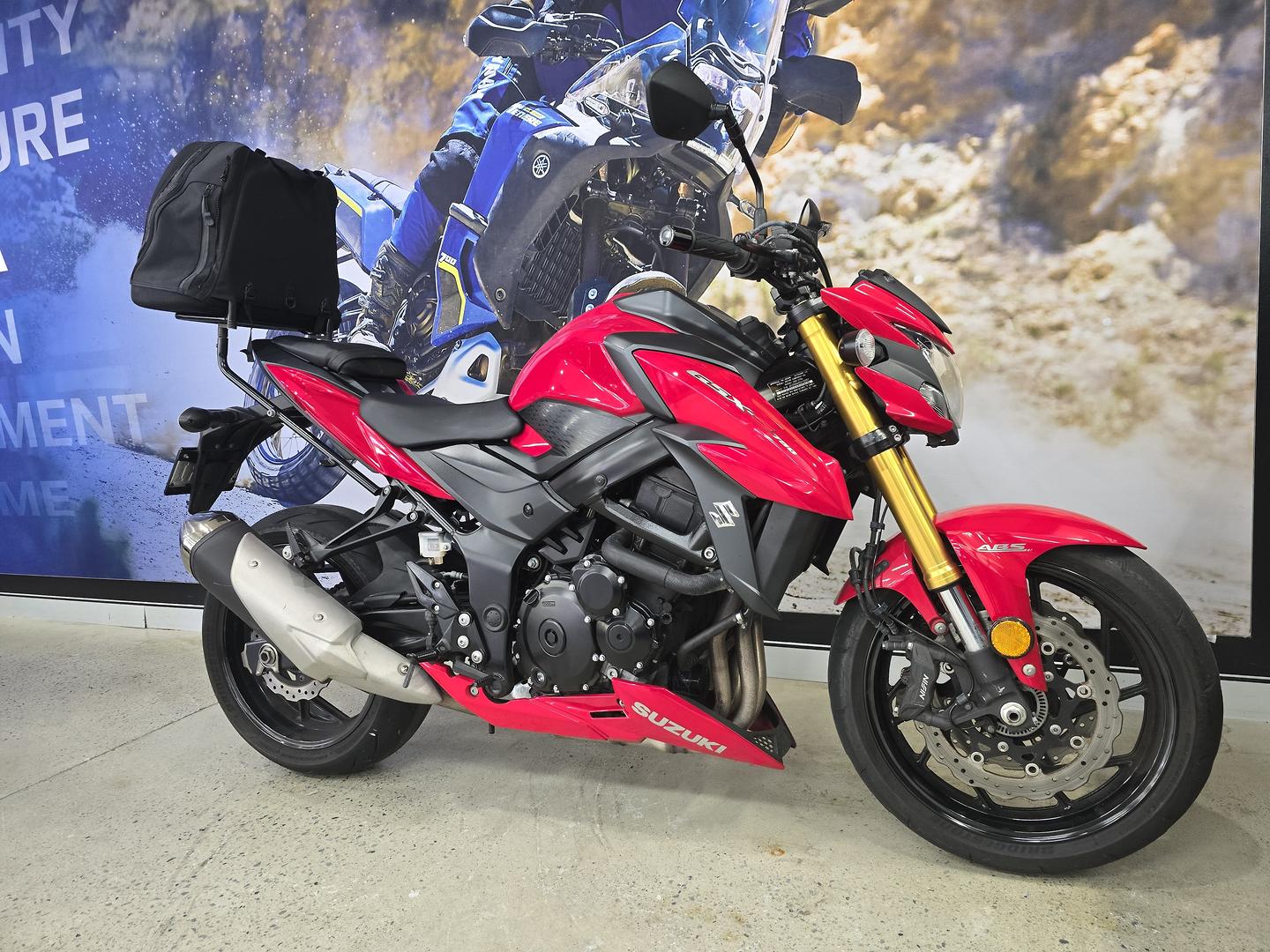 2017 SUZUKI GSX-S750 ROAD