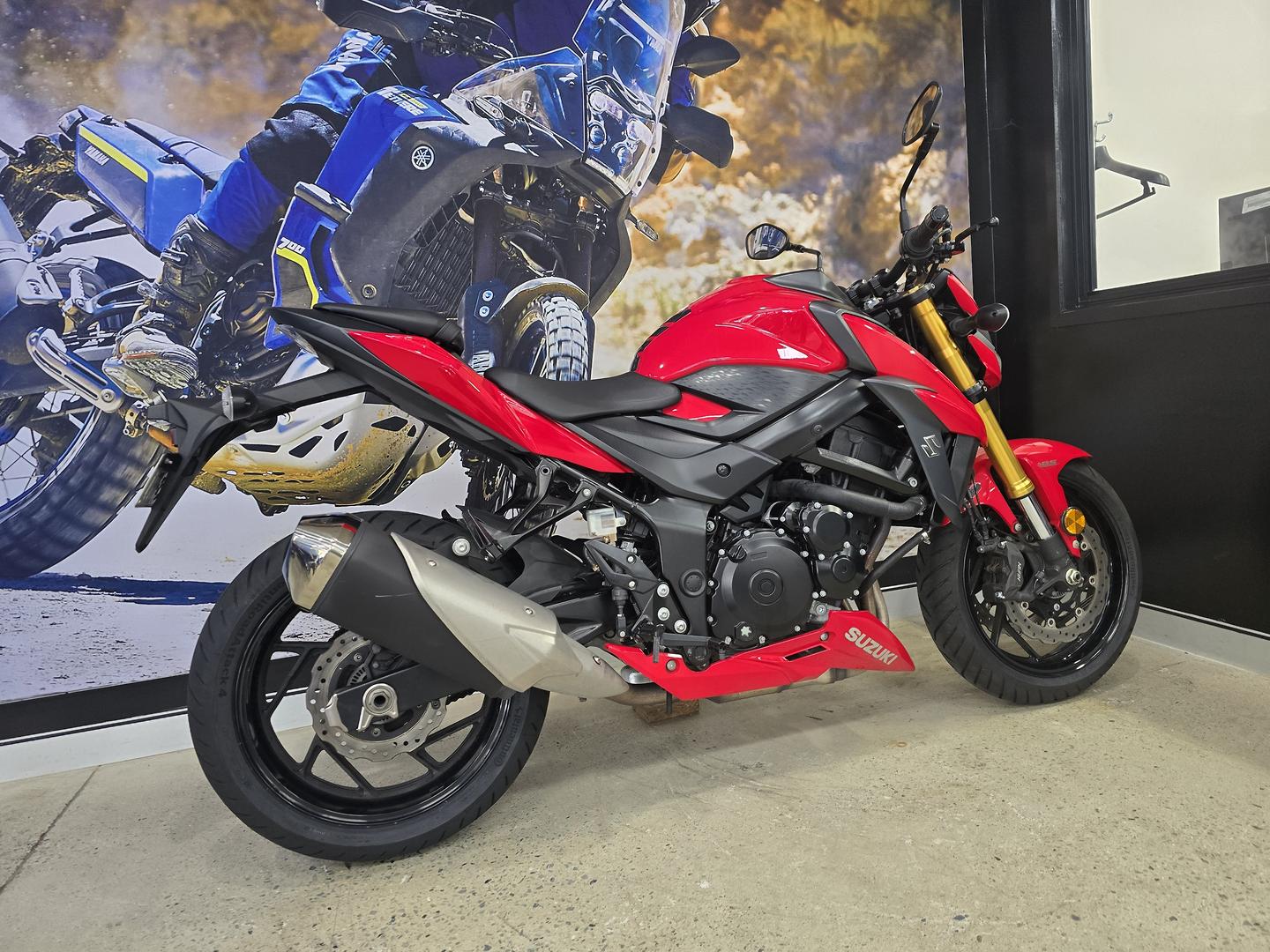 2017 SUZUKI GSX-S750 ROAD
