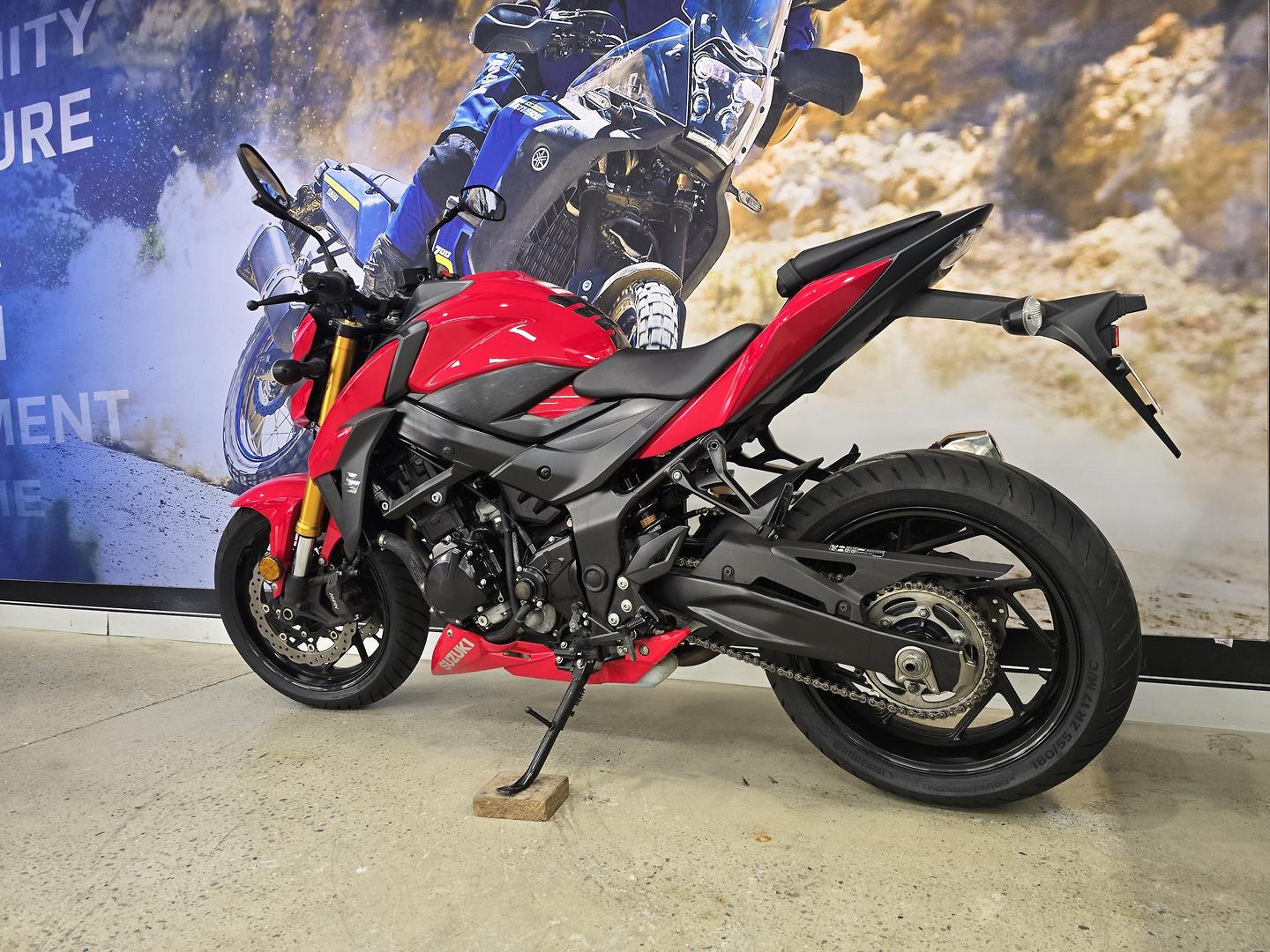 2017 SUZUKI GSX-S750 ROAD