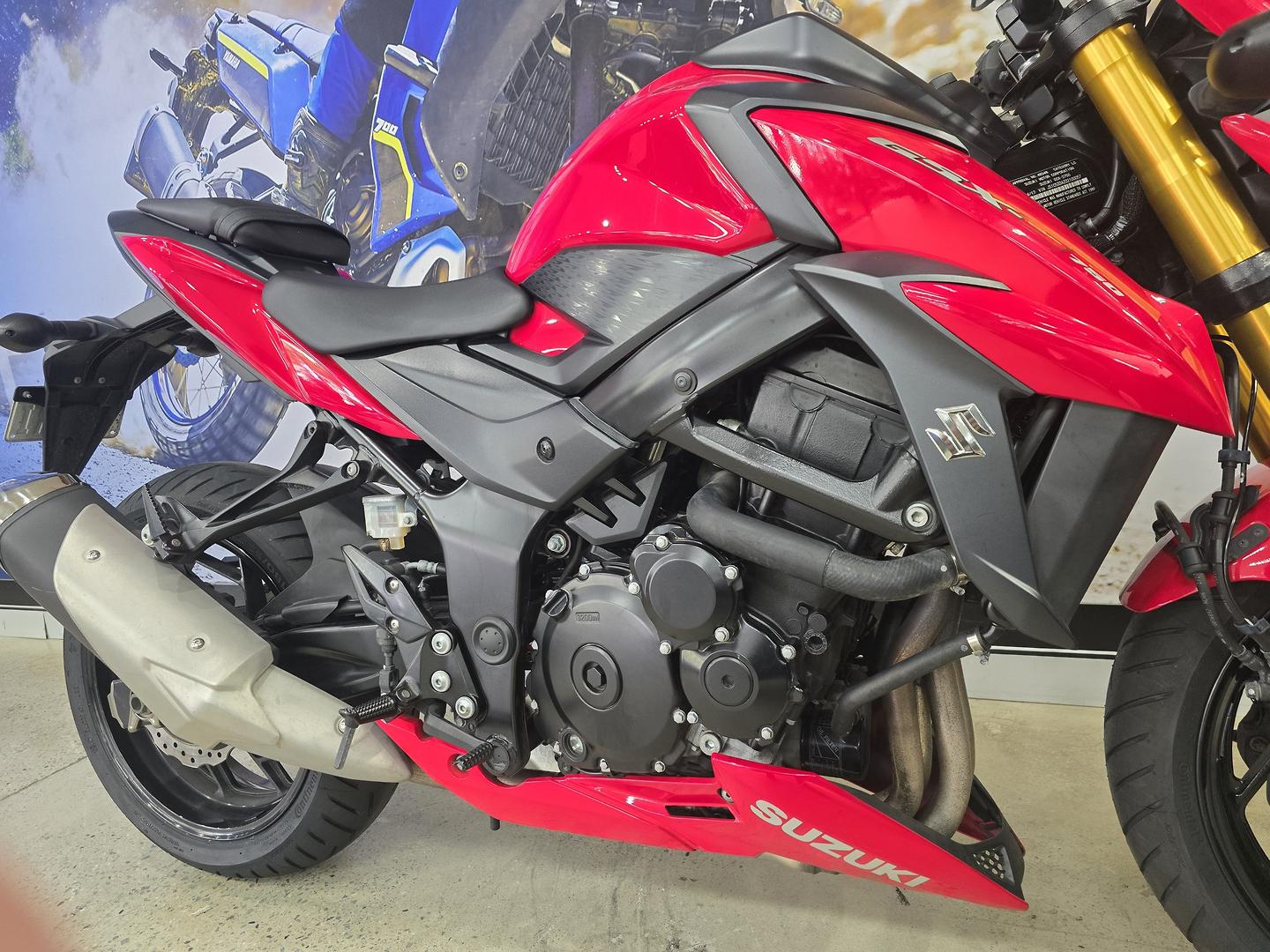 2017 SUZUKI GSX-S750 ROAD