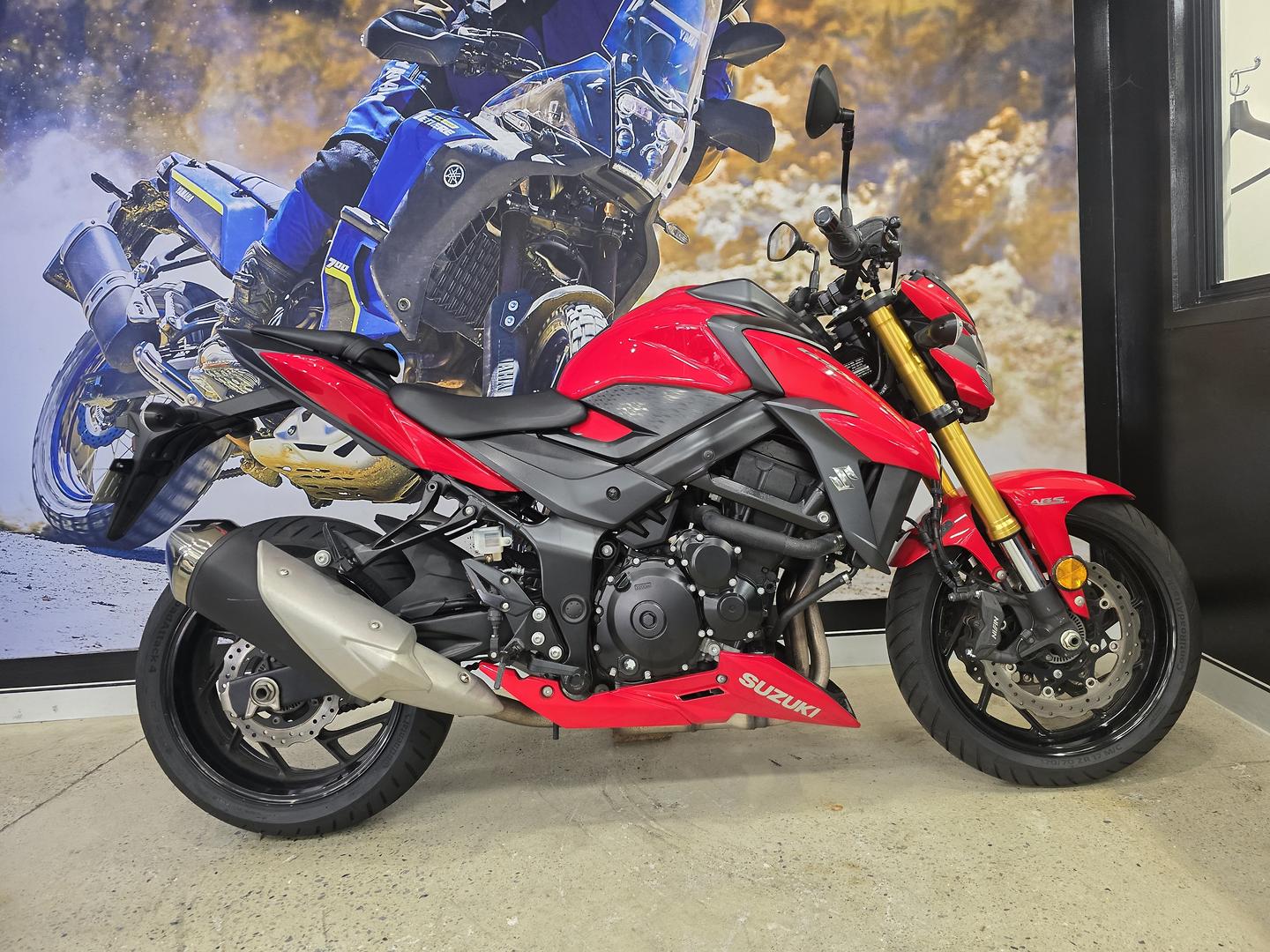 2017 SUZUKI GSX-S750 ROAD
