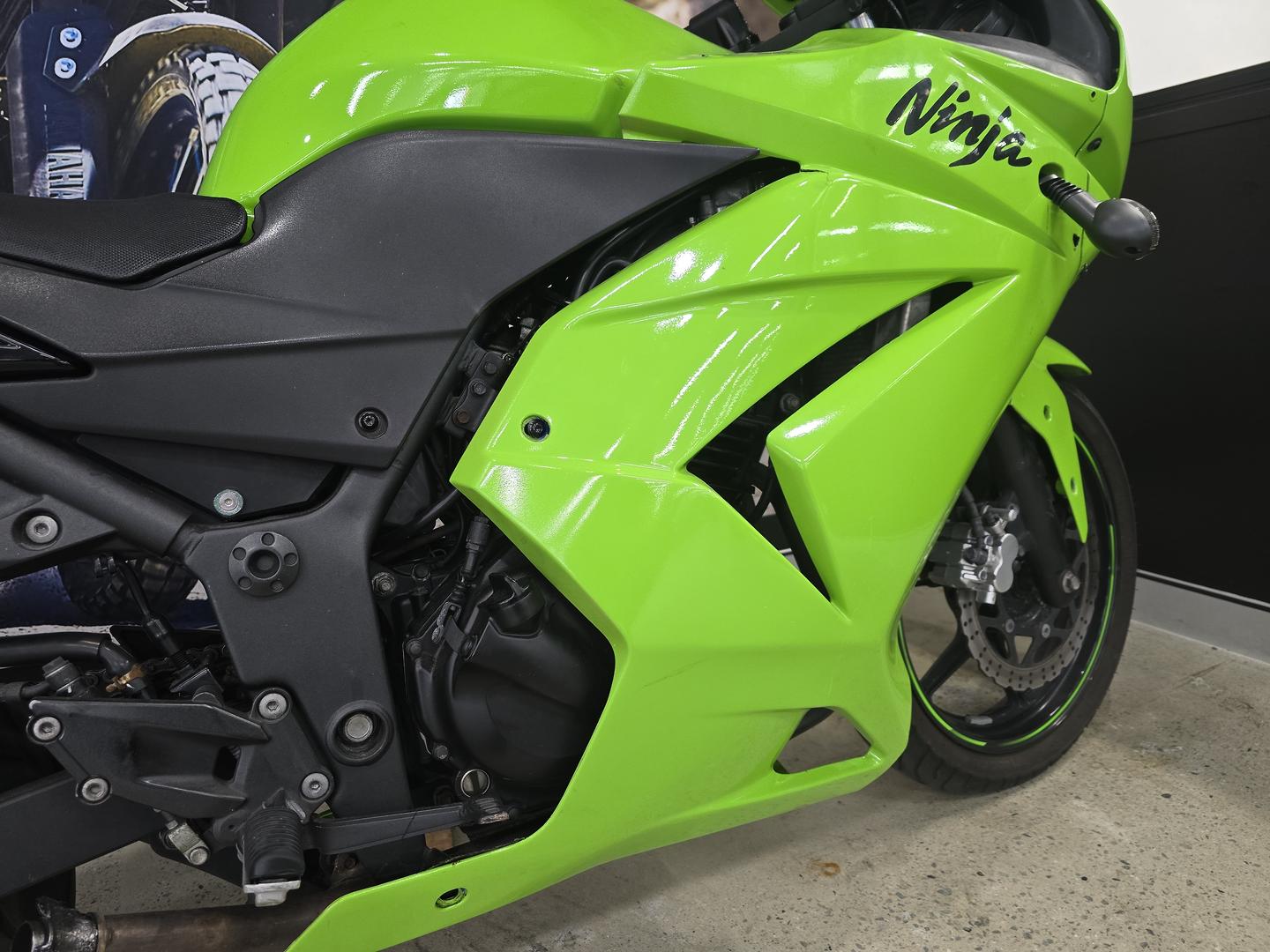 2010 KAWASAKI NINJA 250R SE (EX250J) SPORTS