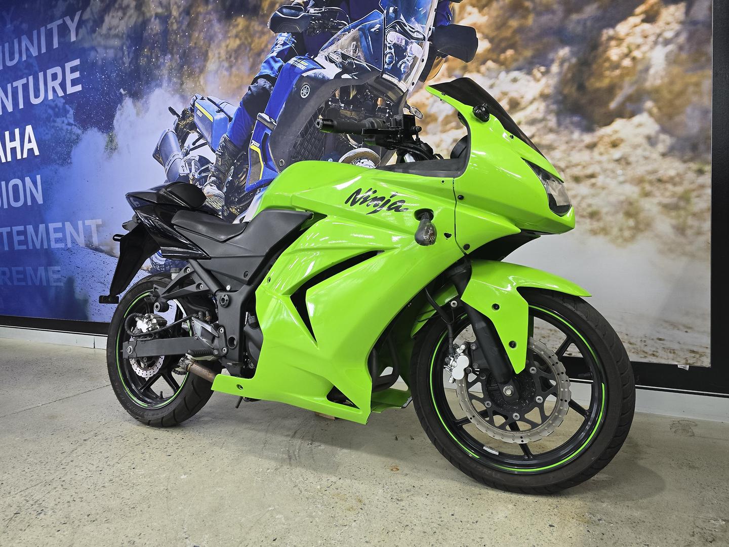 2010 KAWASAKI NINJA 250R SE (EX250J) SPORTS