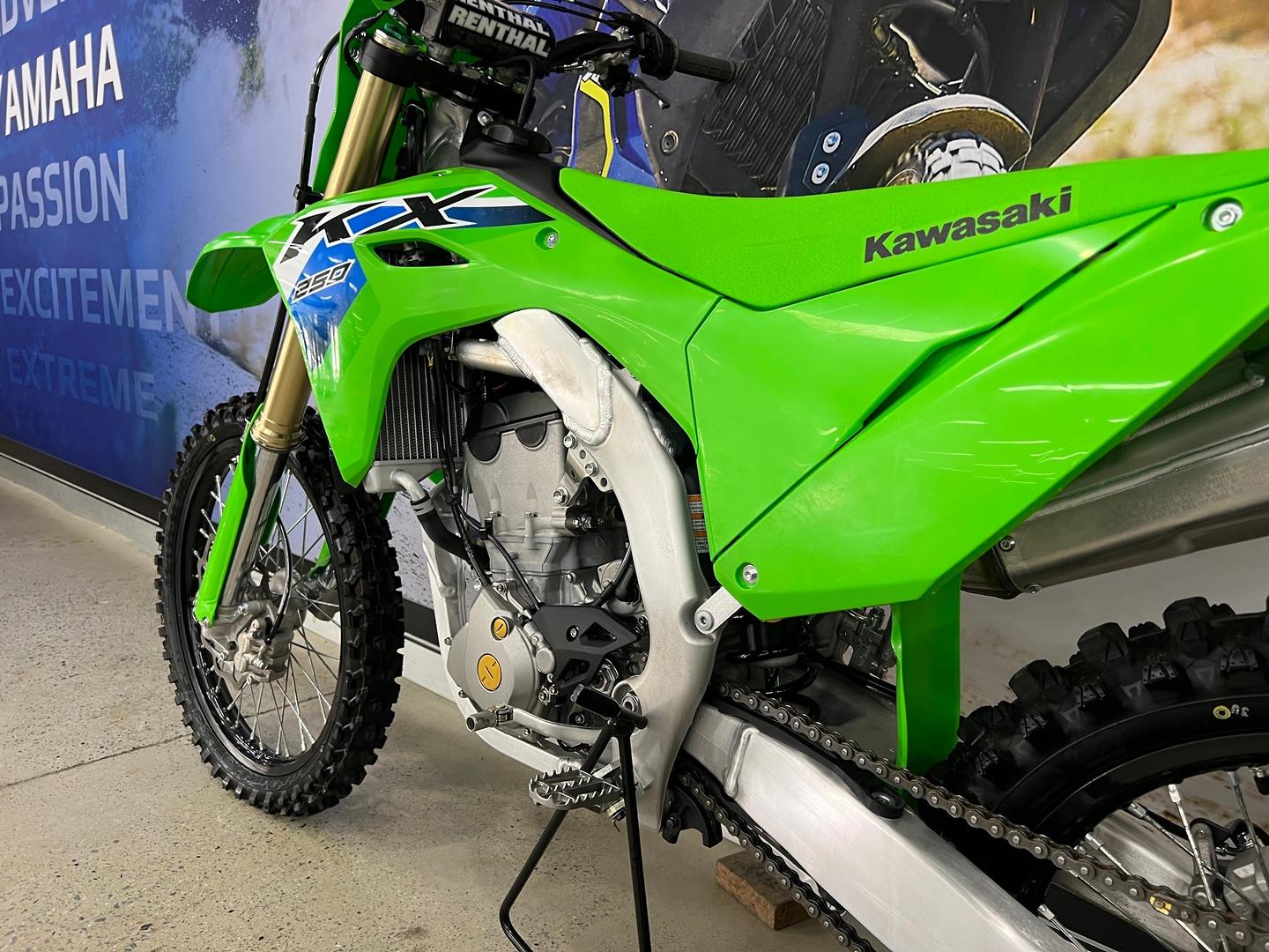2026 KAWASAKI KX250 MOTOCROSS