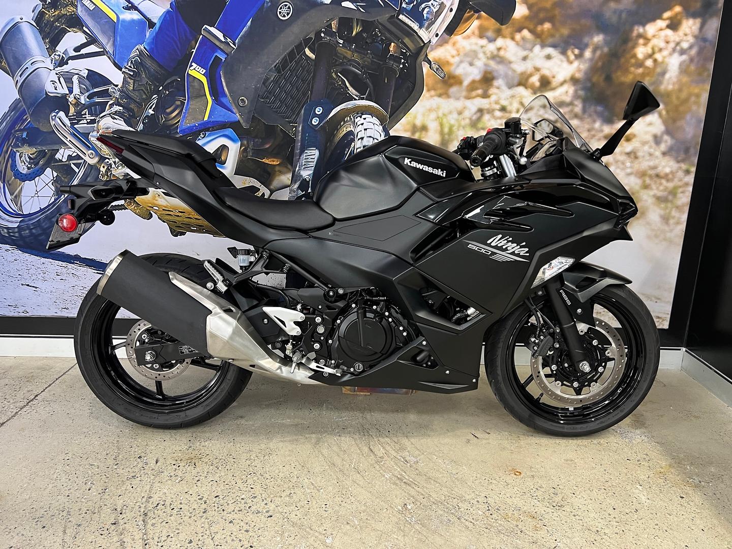 2026 KAWASAKI NINJA 500 SPORTS