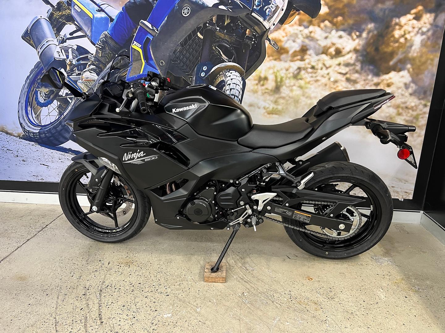 2026 KAWASAKI NINJA 500 SPORTS
