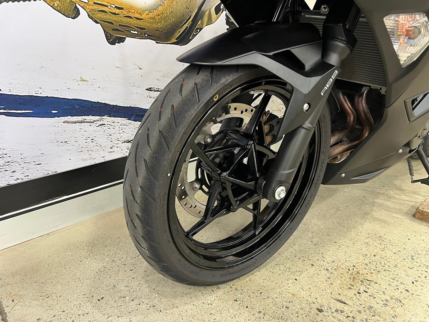 2026 KAWASAKI NINJA 500 SPORTS