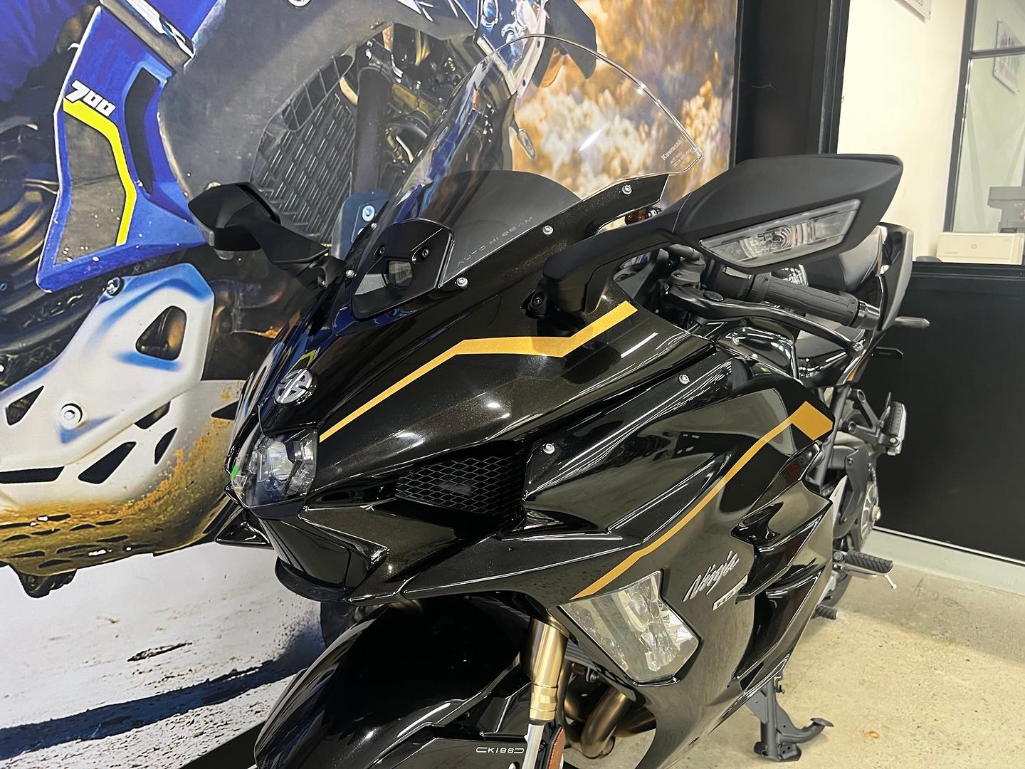 2026 KAWASAKI NINJA H2 SX SPORTS