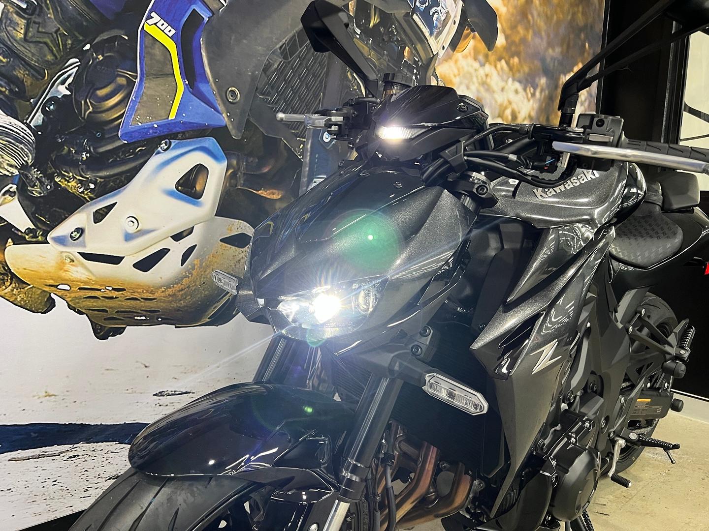 2026 KAWASAKI Z1100 SPORTS