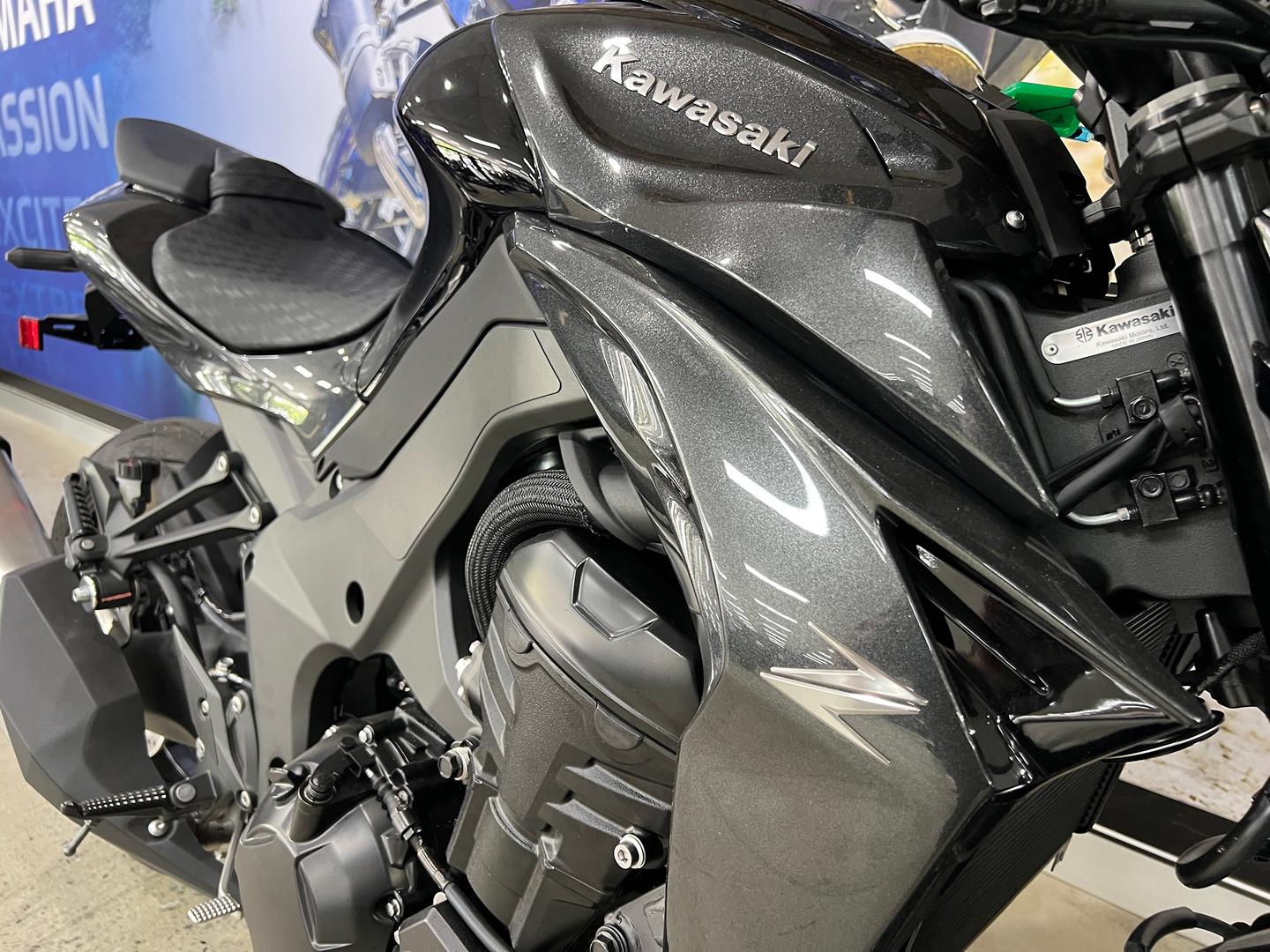 2026 KAWASAKI Z1100 SPORTS