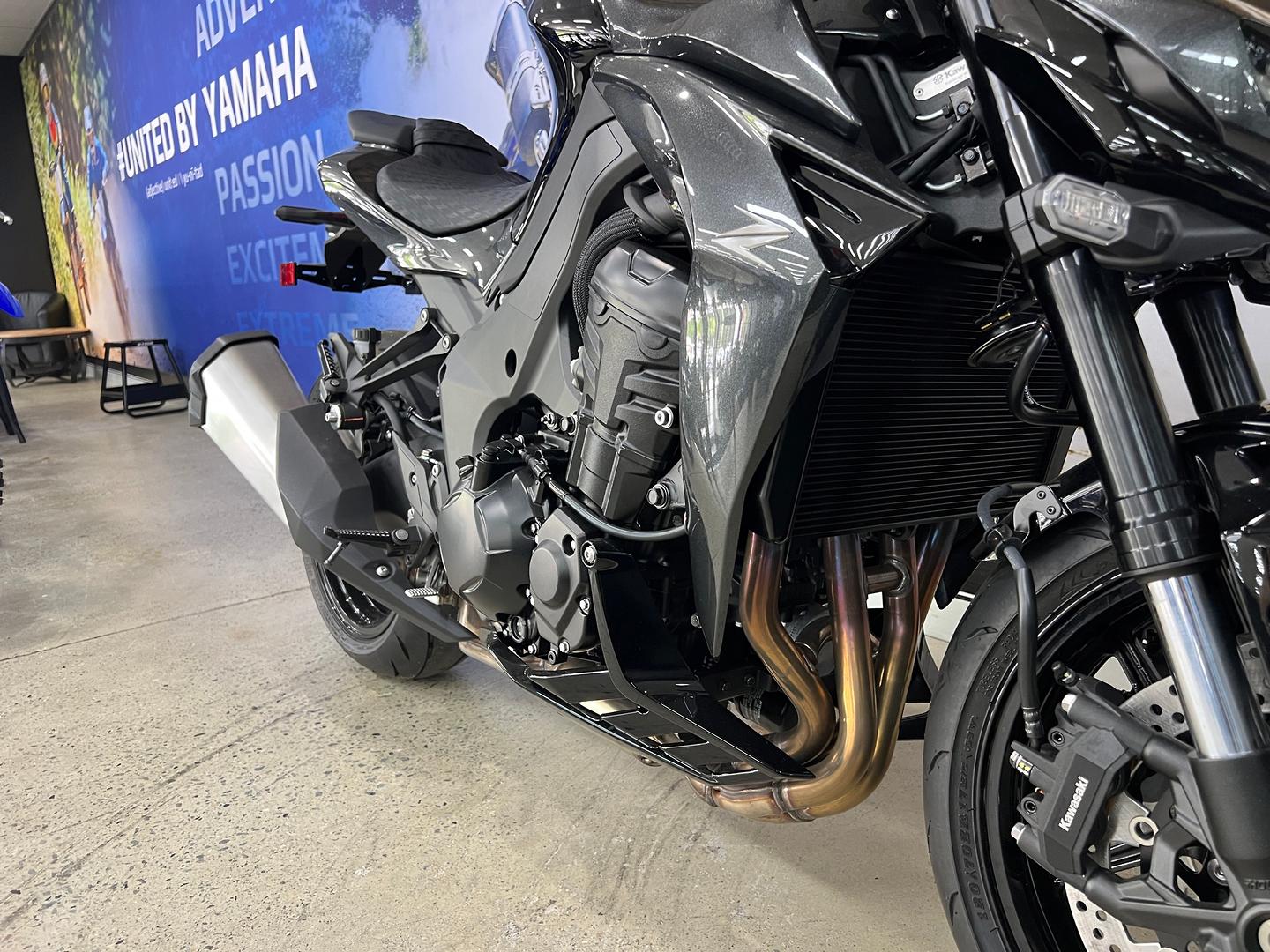 2026 KAWASAKI Z1100 SPORTS