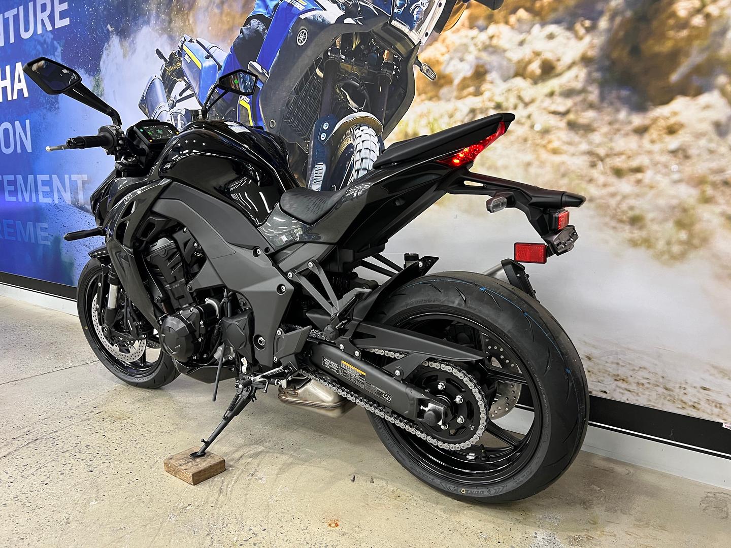 2026 KAWASAKI Z1100 SPORTS