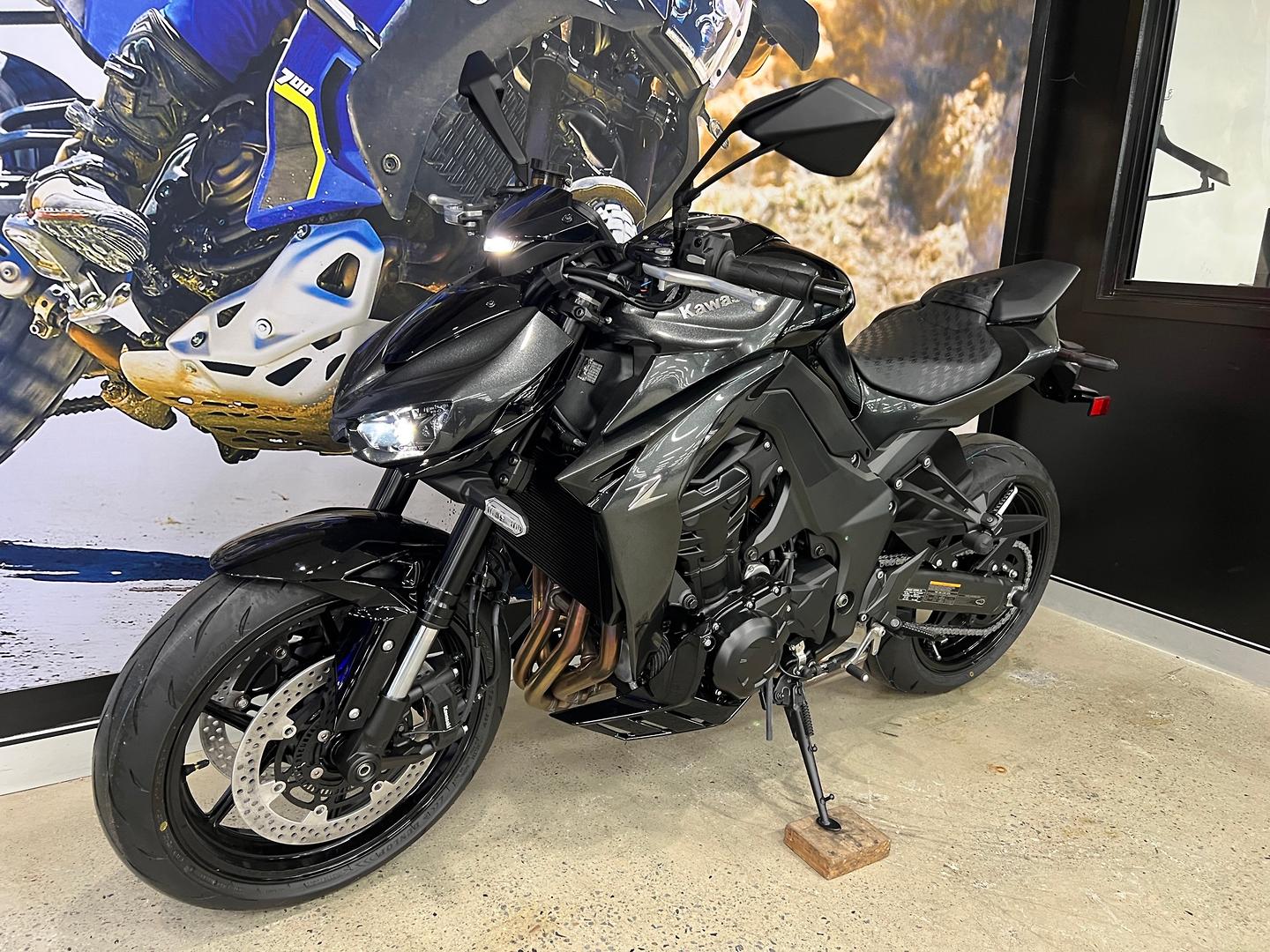2026 KAWASAKI Z1100 SPORTS
