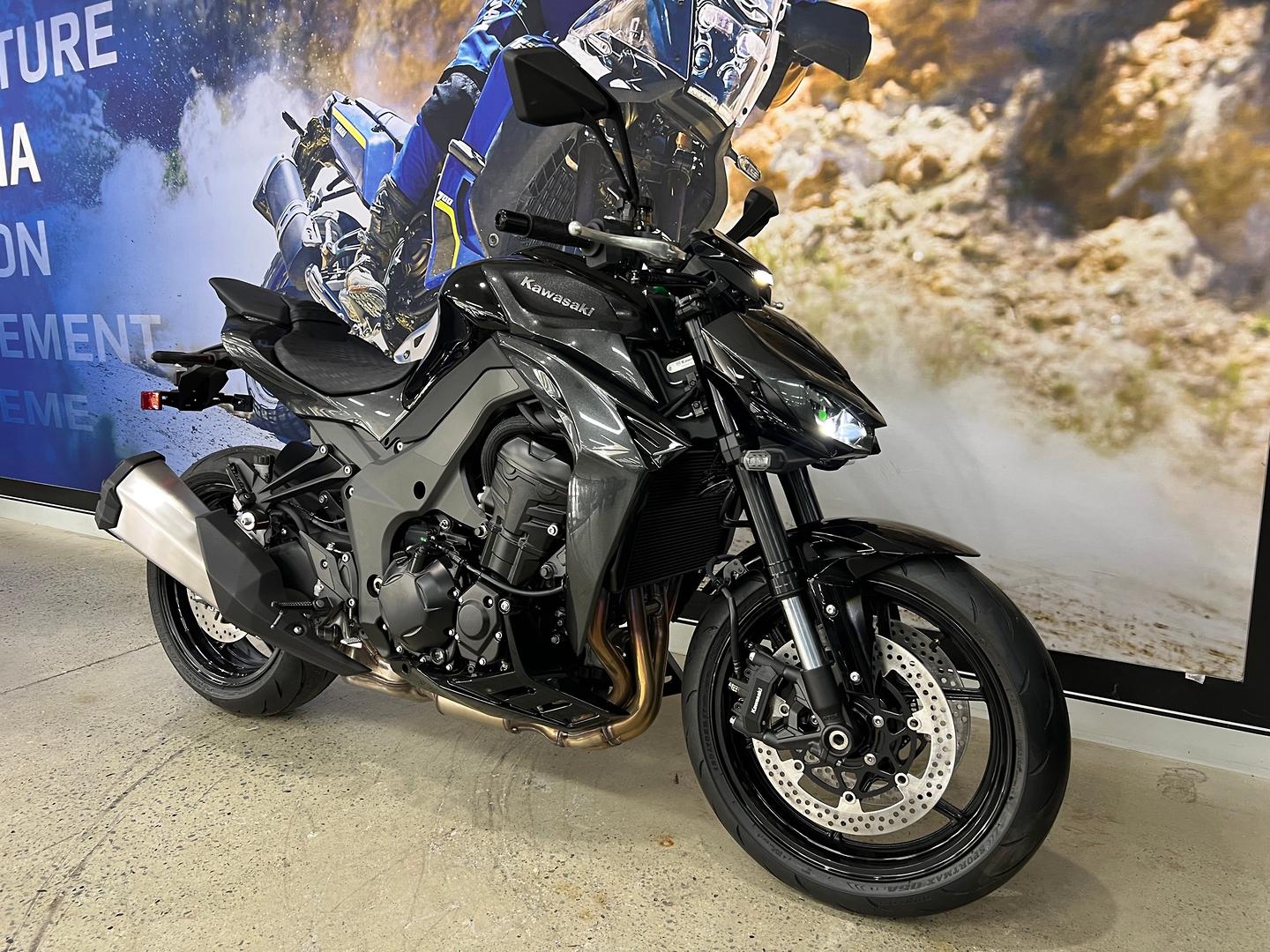 2026 KAWASAKI Z1100 SPORTS