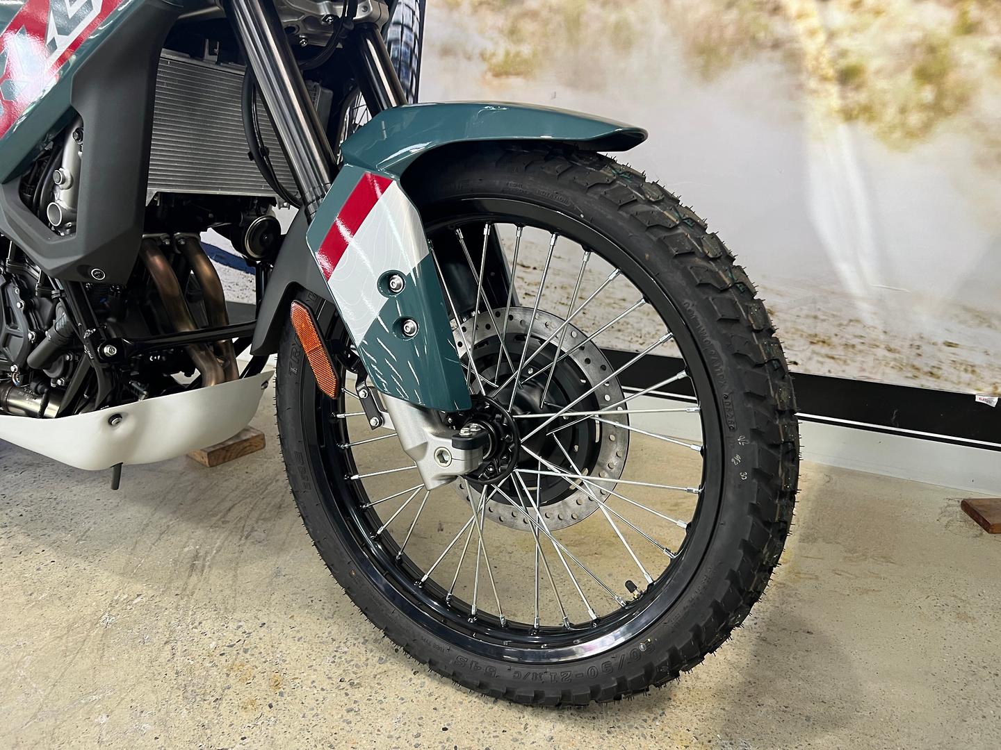 2026 KAWASAKI KLE500 SE DUAL SPORTS