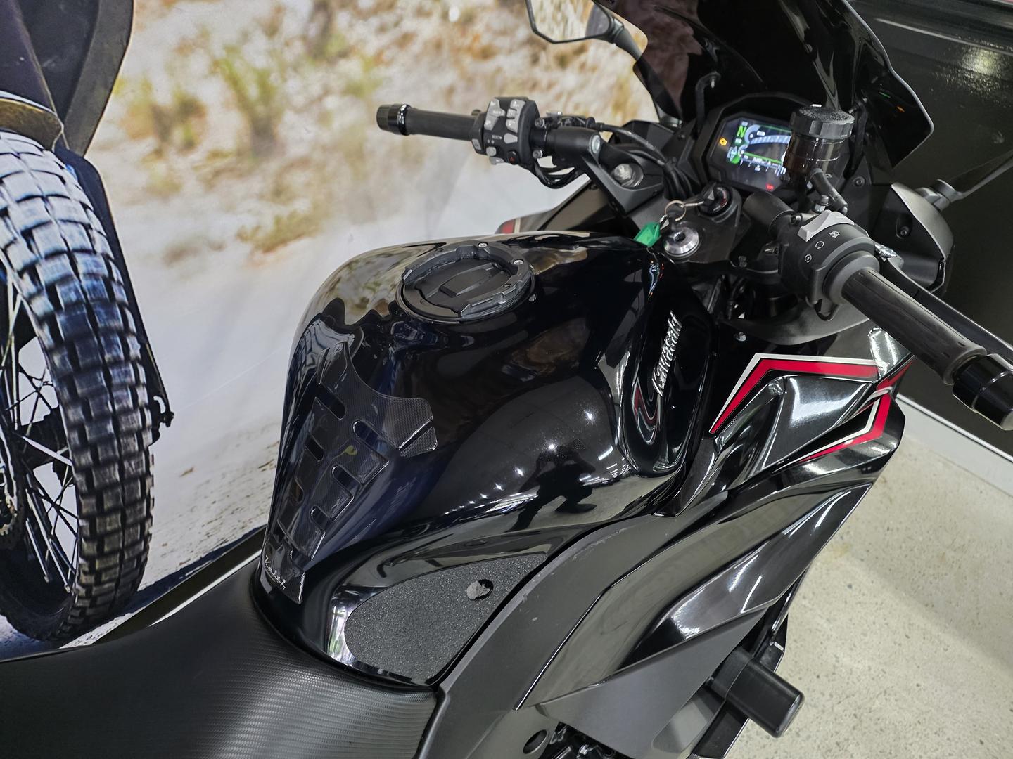 2022 KAWASAKI NINJA 1000SX SPORTS